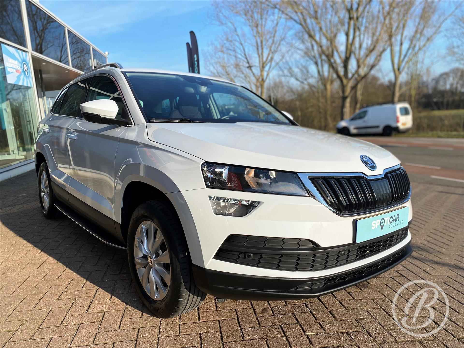 SKODA Karoq 1.0 TSi 115pk DSG-7 Clever Edition | side bars, camera, parkeersensoren voor en achter, dab, navigatie, bluetooth, apple android, 16 inch velgen - 34/56