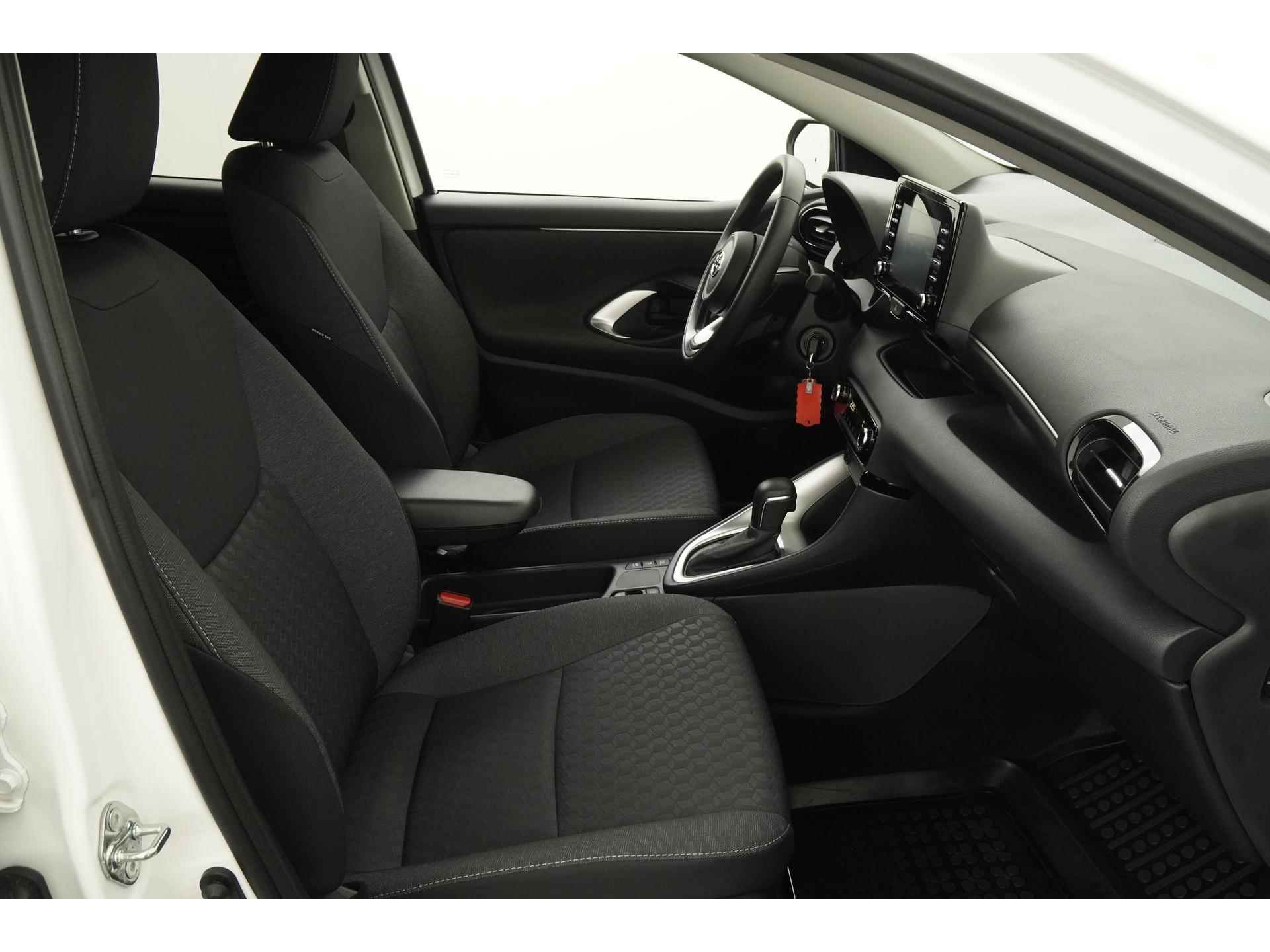 Toyota Yaris 1.5 Hybrid Active | Camera | Apple Carplay | ACC | Zondag Open! - 3/38