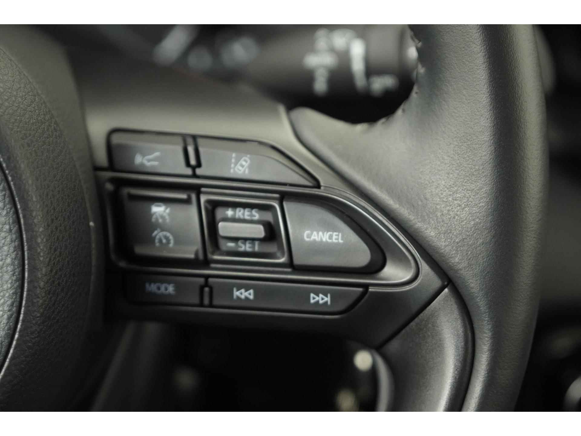 Toyota Yaris 1.5 Hybrid Active | Camera | Apple Carplay | ACC | Zondag Open! - 10/38