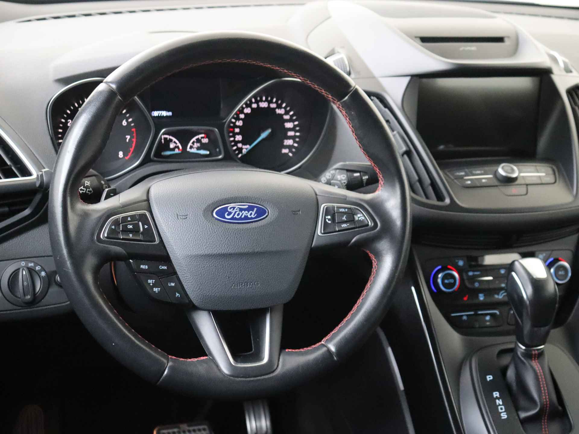 Ford Kuga 1.5 EcoBoost ST Line 183 pk Automaat | Navigatie | Trekhaak | 1850 kg Trekgewicht MD - 6/40