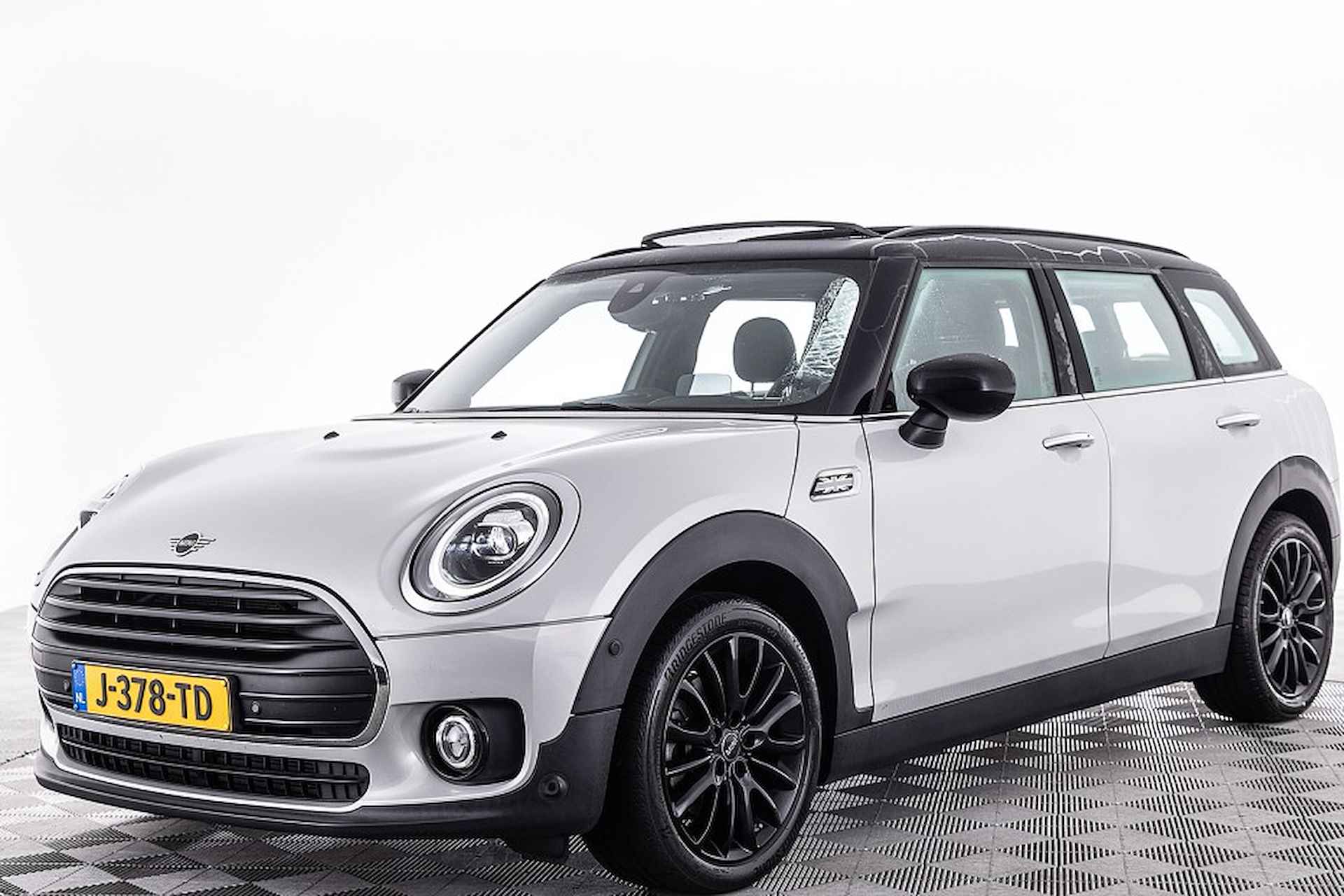 MINI Clubman 1.5 Cooper Richmond Park Edition Automaat | PANORAMADK | harman/kardon | Full LED . - 24/28