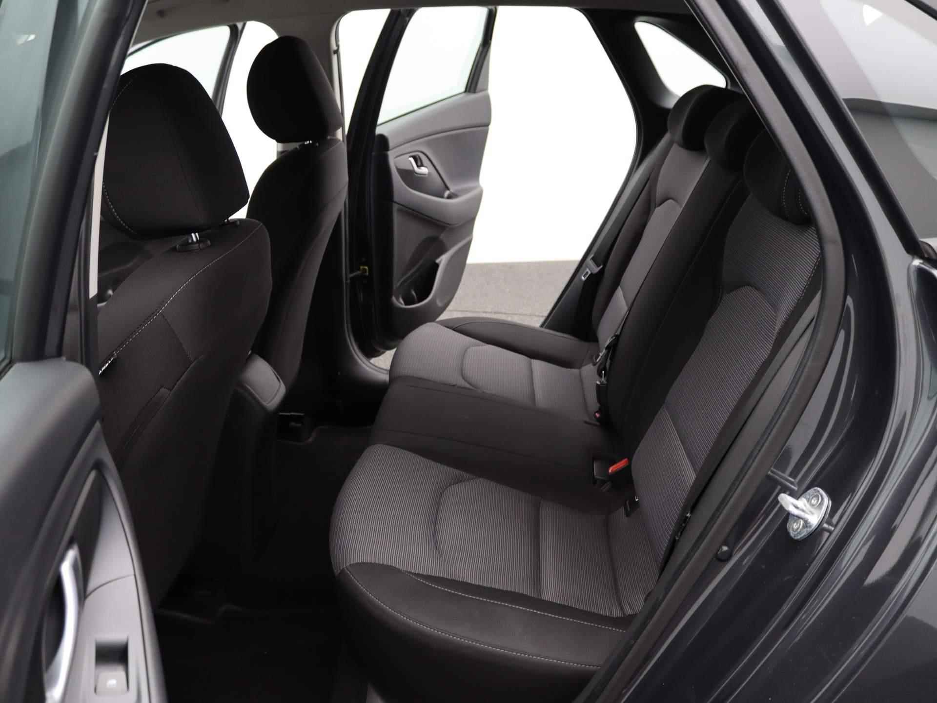 Hyundai i30 1.0 T-GDi MHEV Comfort | Carplay | Airco | Cruise Control | Parkeersensoren achter | - 12/45