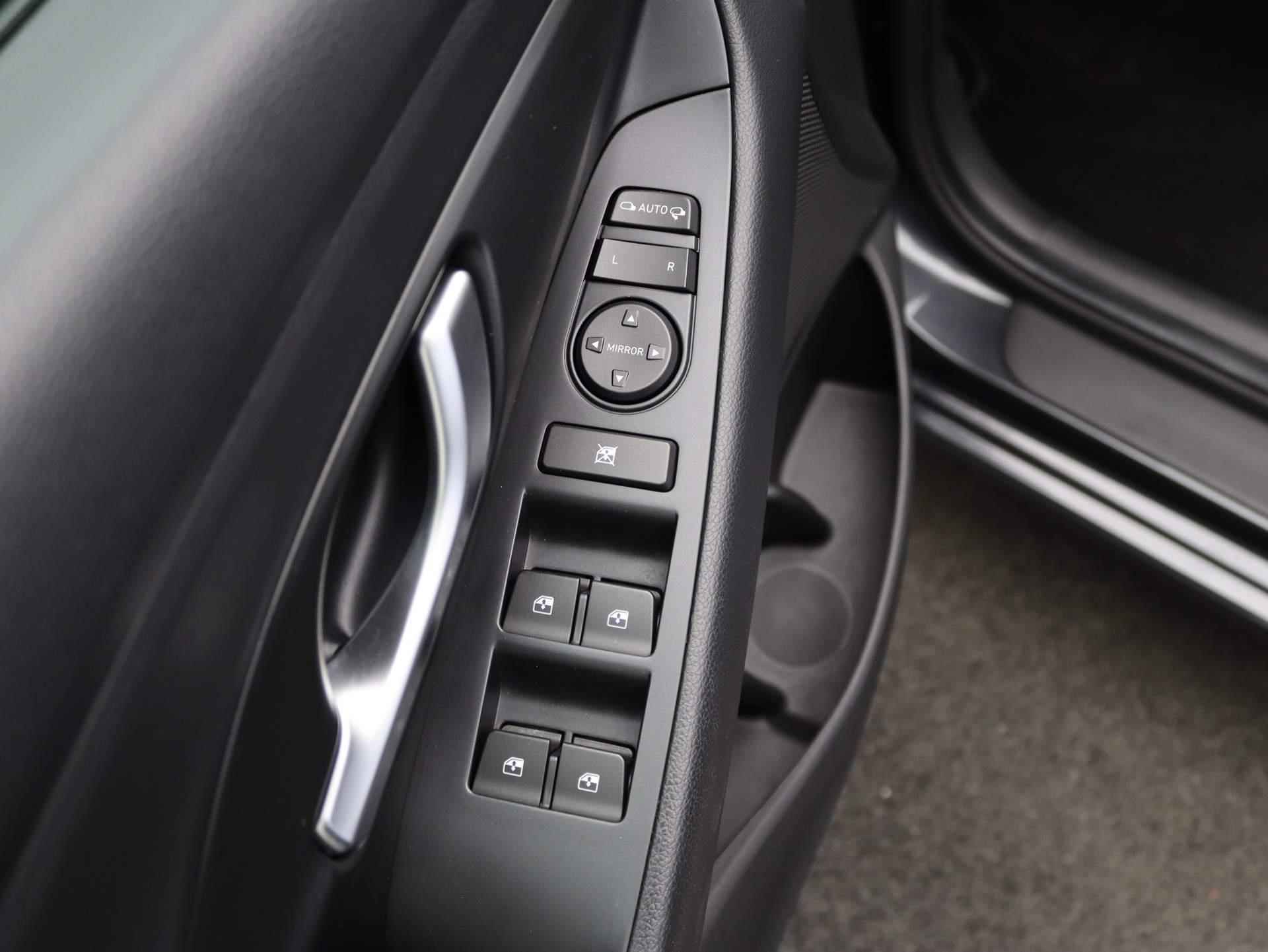Hyundai i30 1.0 T-GDi MHEV Comfort | Carplay | Airco | Cruise Control | Parkeersensoren achter | - 24/45