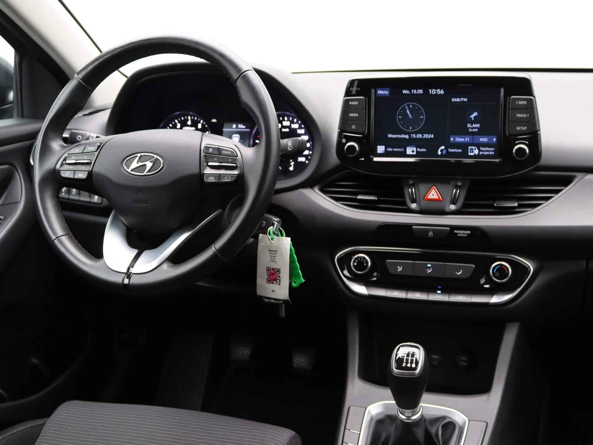 Hyundai i30 1.0 T-GDi MHEV Comfort | Carplay | Airco | Cruise Control | Parkeersensoren achter | - 27/45
