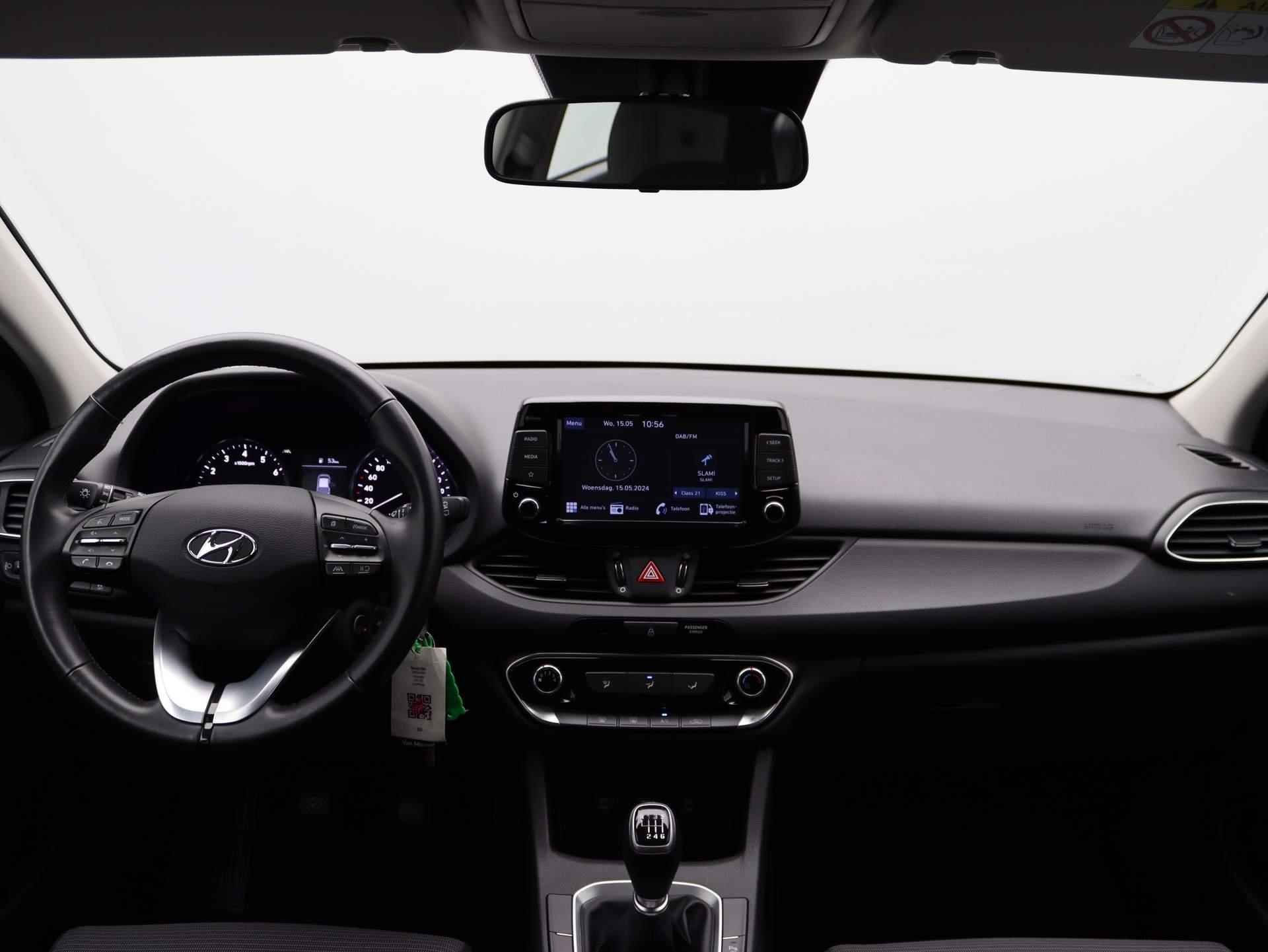 Hyundai i30 1.0 T-GDi MHEV Comfort | Carplay | Airco | Cruise Control | Parkeersensoren achter | - 28/45