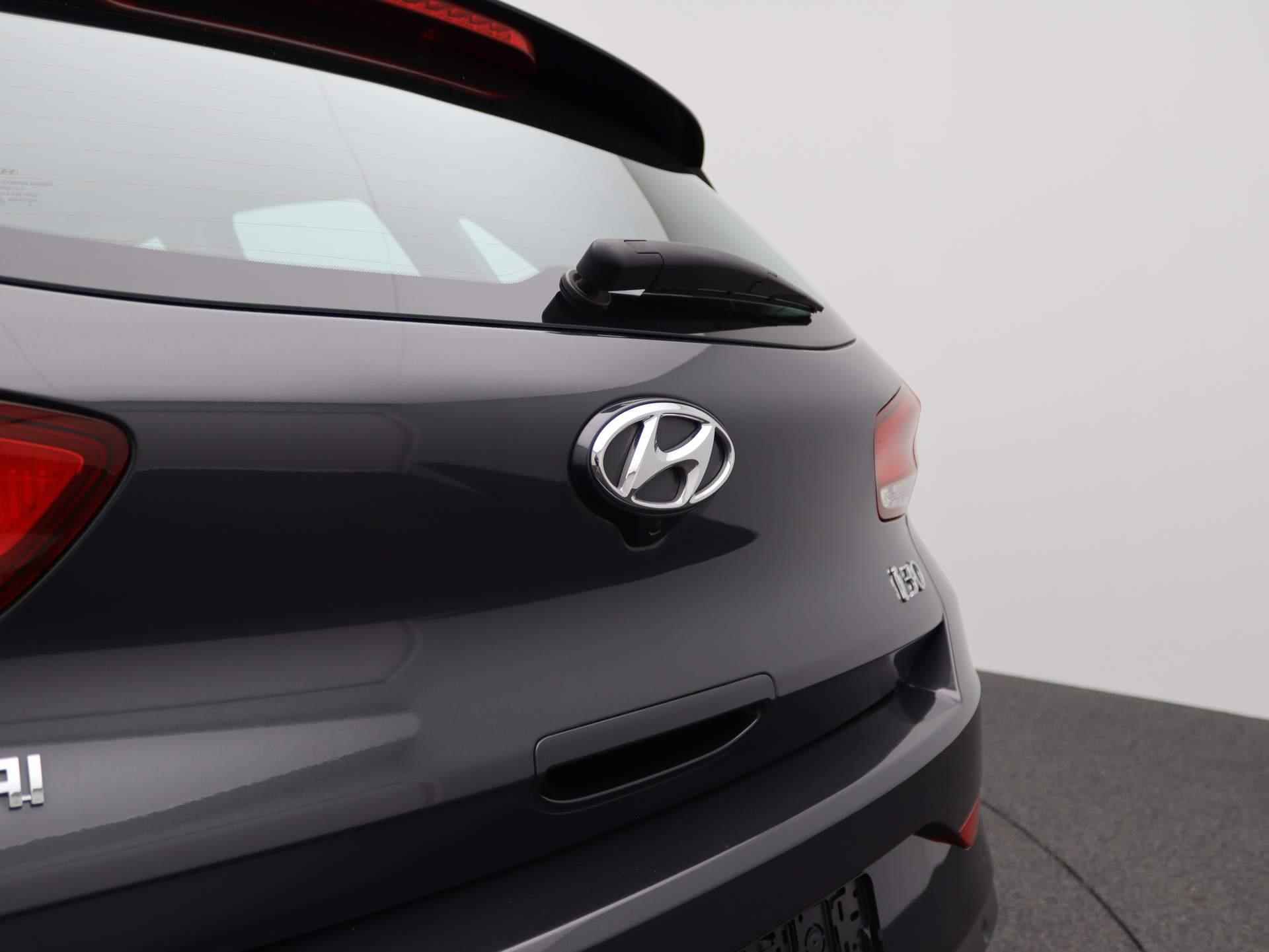 Hyundai i30 1.0 T-GDi MHEV Comfort | Carplay | Airco | Cruise Control | Parkeersensoren achter | - 33/45