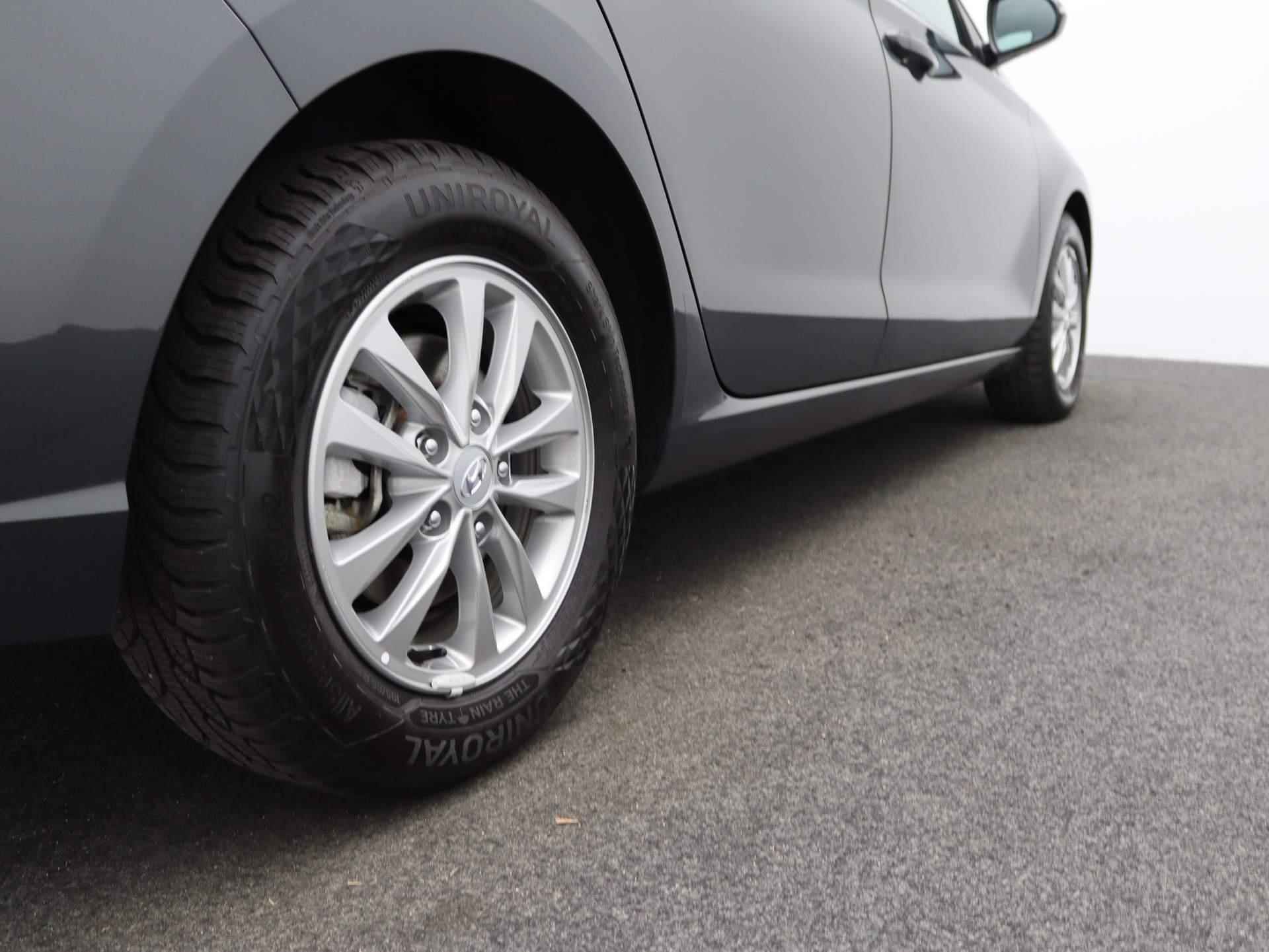 Hyundai i30 1.0 T-GDi MHEV Comfort | Carplay | Airco | Cruise Control | Parkeersensoren achter | - 35/45