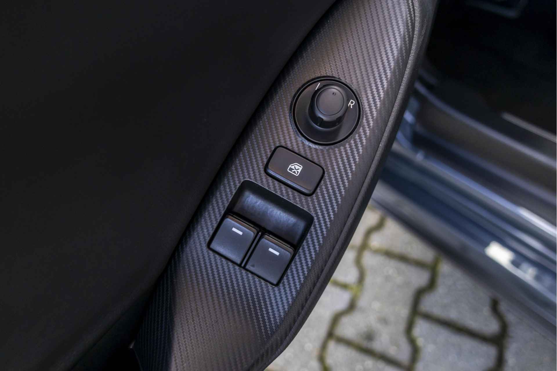 Mazda MX-5 1.5 SkyActiv-G 132 Luxury | Carplay | NL Auto | Leder | LED | Stoelverw. | Keyless | Dodehoek | - 18/48