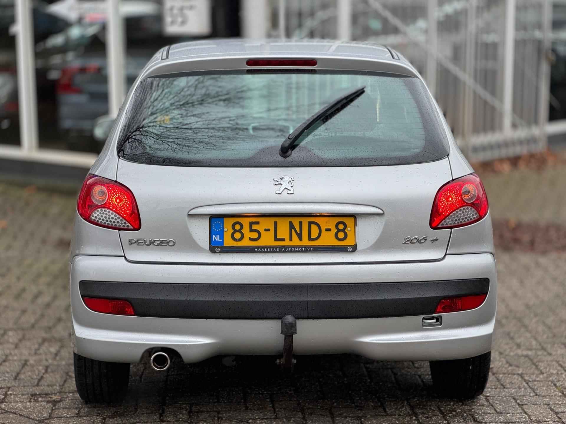 Peugeot 206 + 1.4 XS|Cruise|Parrot|DB riem VV|Nieuwe APK|2e eig|Elek.ramen|Boekjes|Topstaat - 6/35