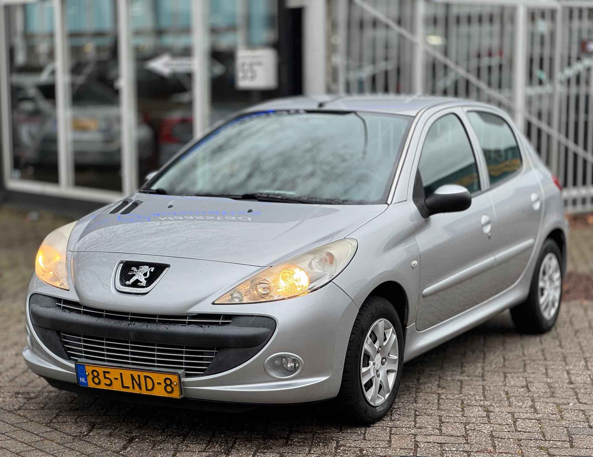 Peugeot 206 + 1.4 XS|Cruise|Parrot|DB riem VV|Nieuwe APK|2e eig|Elek.ramen|Boekjes|Topstaat - 7/35