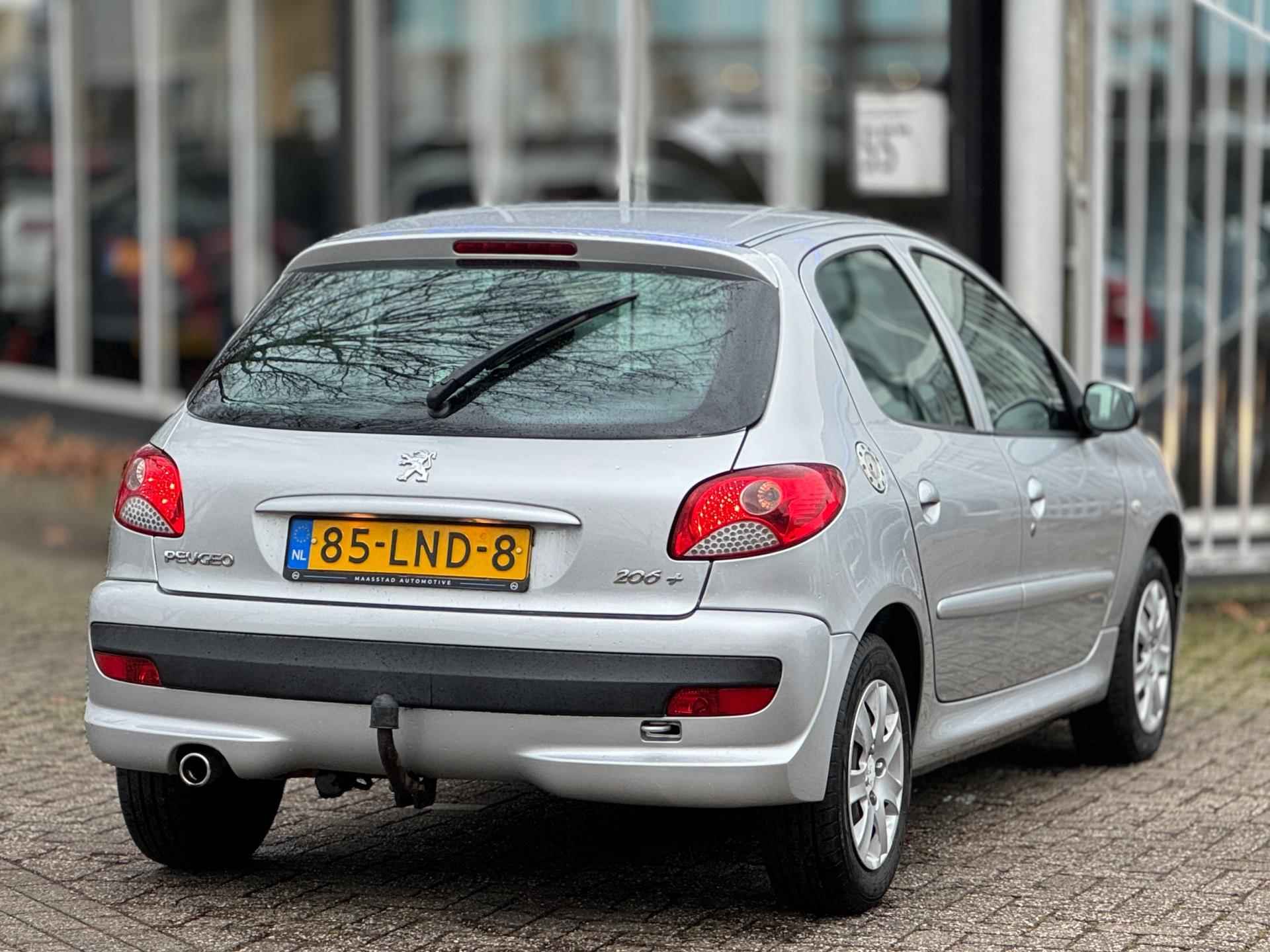 Peugeot 206 + 1.4 XS|Cruise|Parrot|DB riem VV|Nieuwe APK|2e eig|Elek.ramen|Boekjes|Topstaat - 8/35