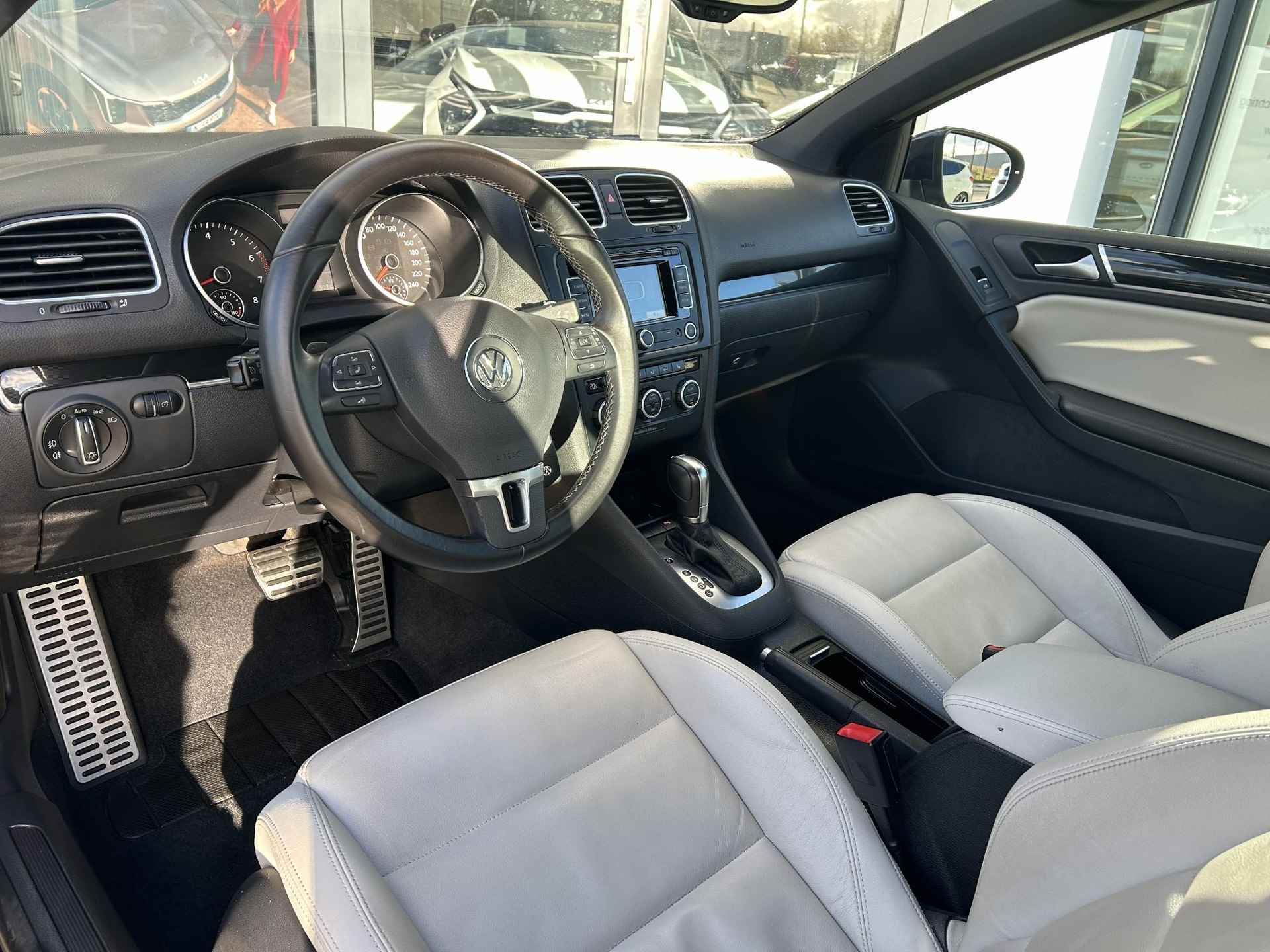 Volkswagen Golf Cabriolet 1.4 TSI | Volledig onderhouden | Sensoren voor + achter | Automaat | Windscherm | 17'' LM Velgen - 11/22