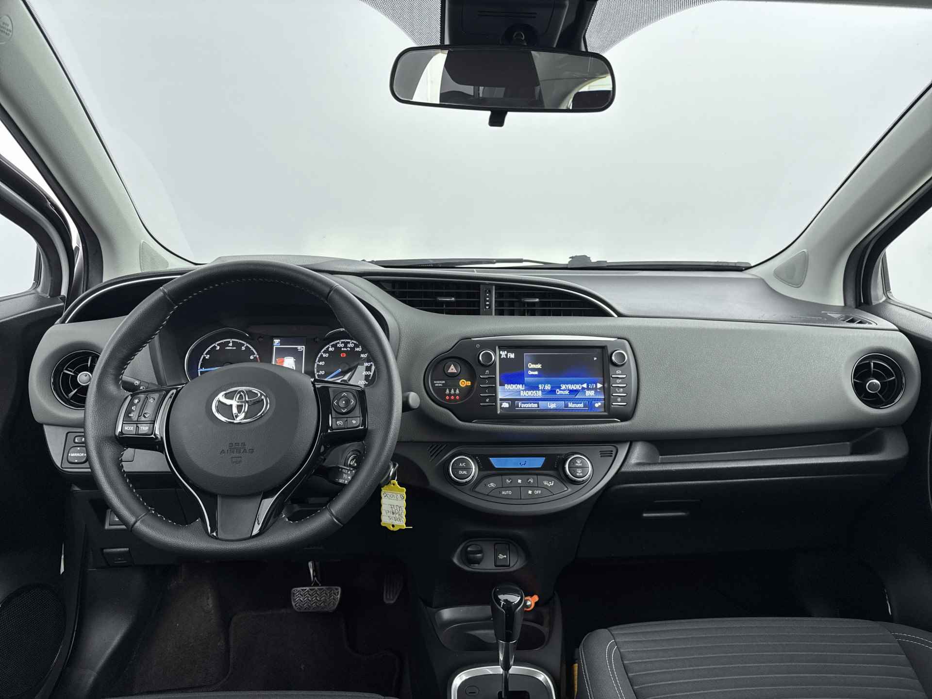Toyota Yaris 1.5 VVT-i Active | Camera | Radio | Airco | - 6/42