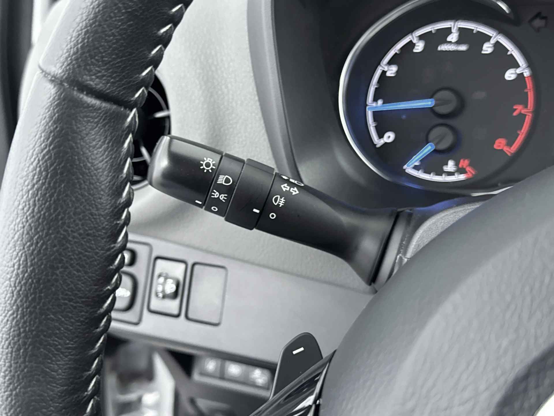 Toyota Yaris 1.5 VVT-i Active | Camera | Radio | Airco | - 23/42