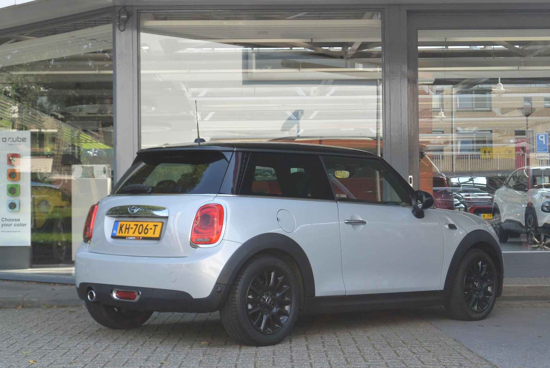 Mini Cooper 1.5 136pk Chili Serious Business │ Achteruitrijcamera │ Automatische airconditioning - 3/56