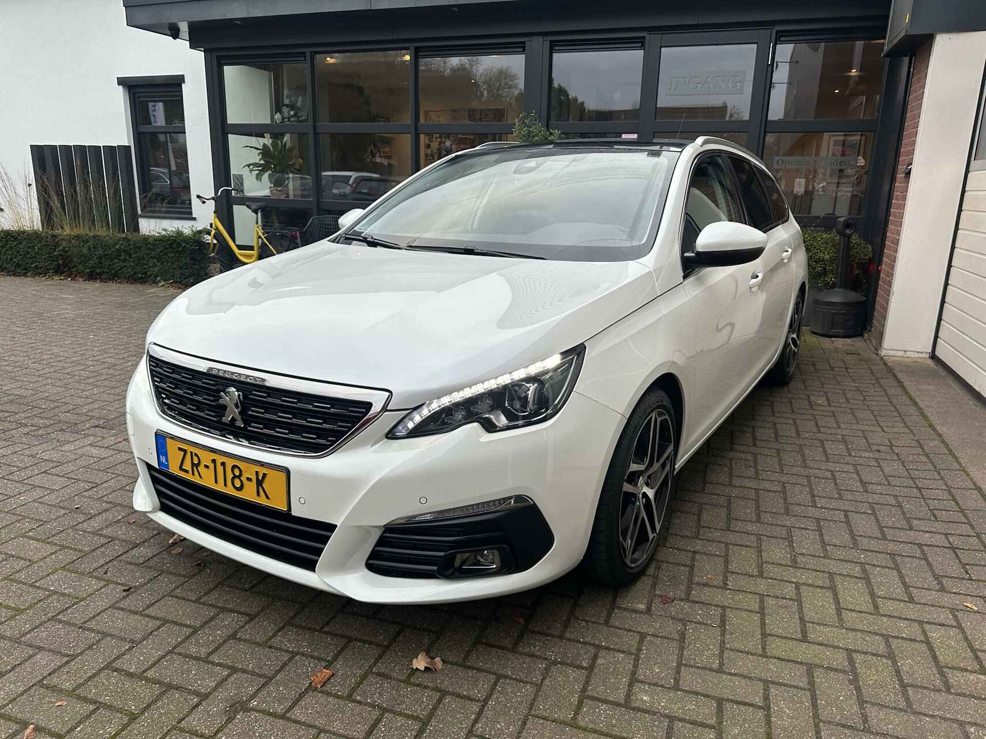 Peugeot 308 SW 1.2 130 PK Premium PANO/TH/LEER *ALL-IN PRIJS* - 8/32