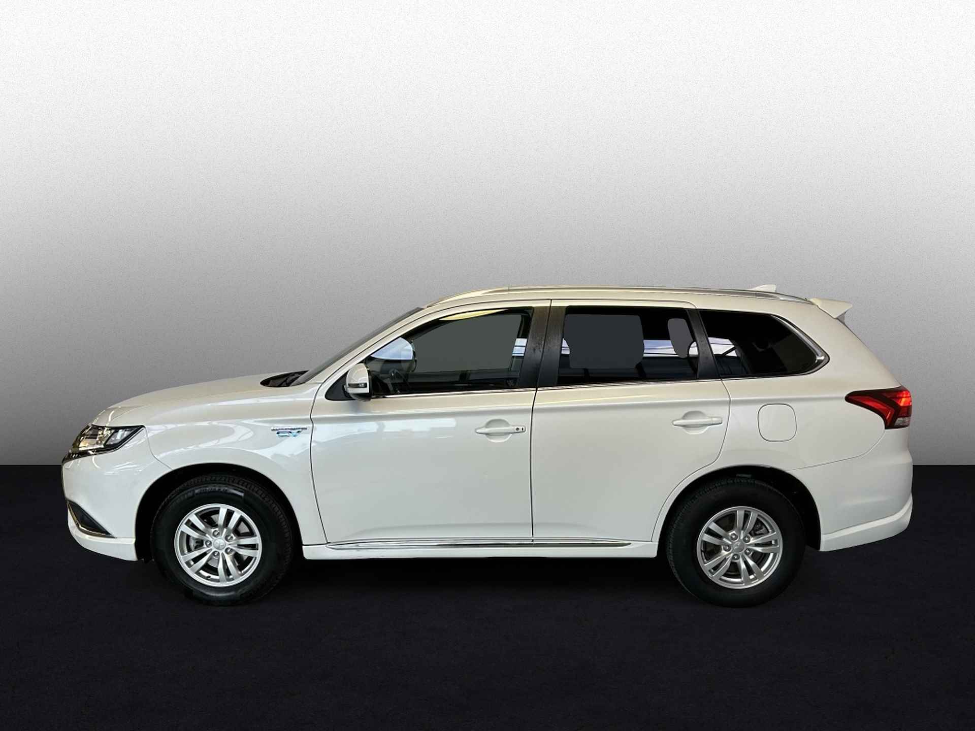 Mitsubishi Outlander 2.4 PHEV Pure - 3/13