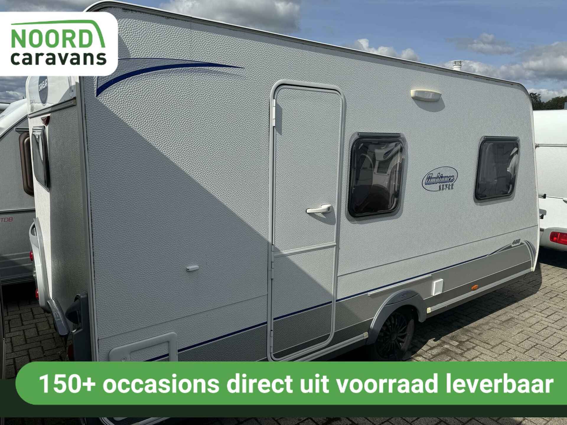 CARAVELAIR 455 AMBIANCE ISABELLA VOORTENT + DWARSBED - 2/12