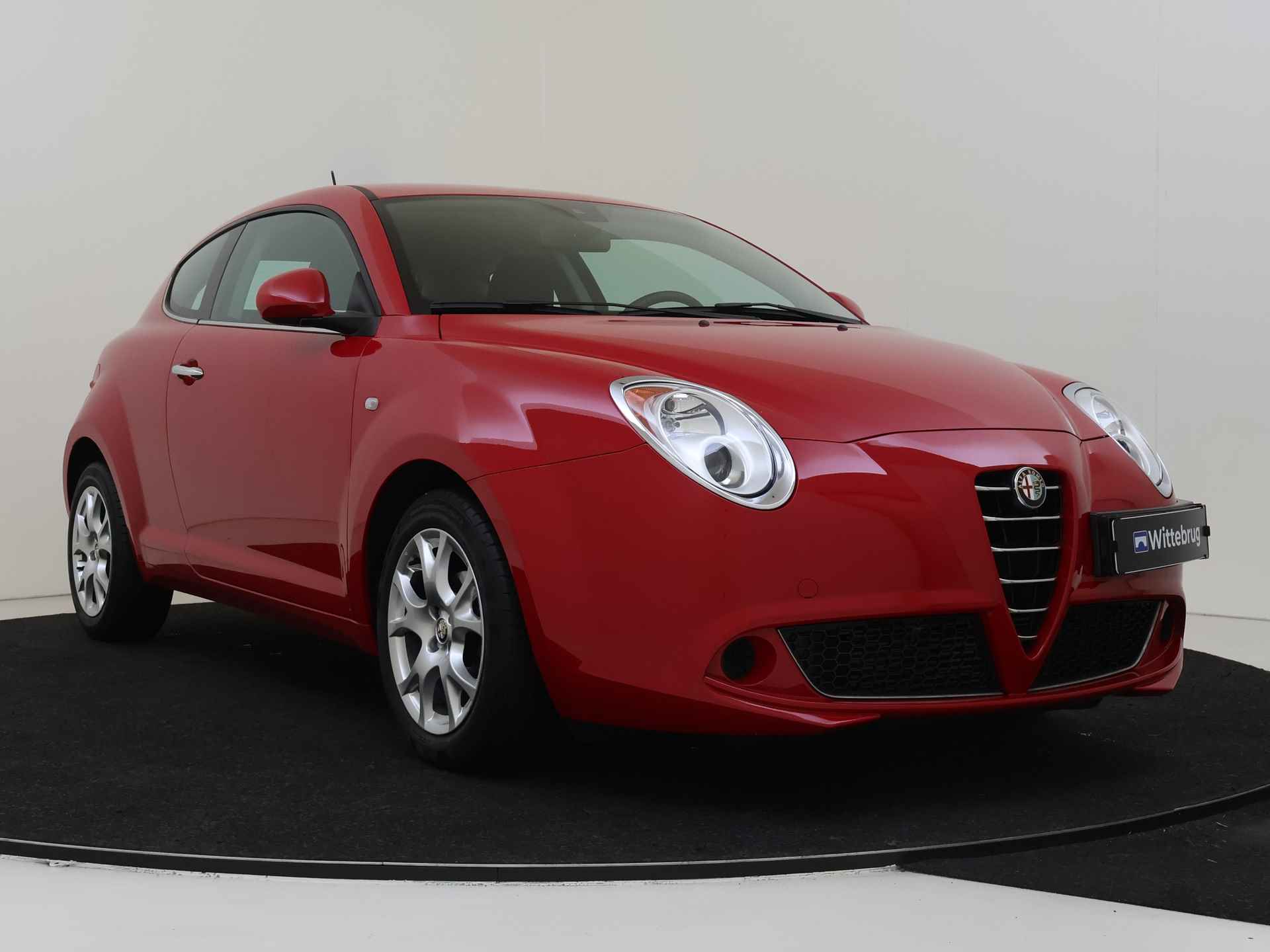 Alfa Romeo MiTo 0.9 TwinAir 86PK Distinctive Parkeerhulp | Airco | Licht metalen velgen | Lage KM Stand - 4/34