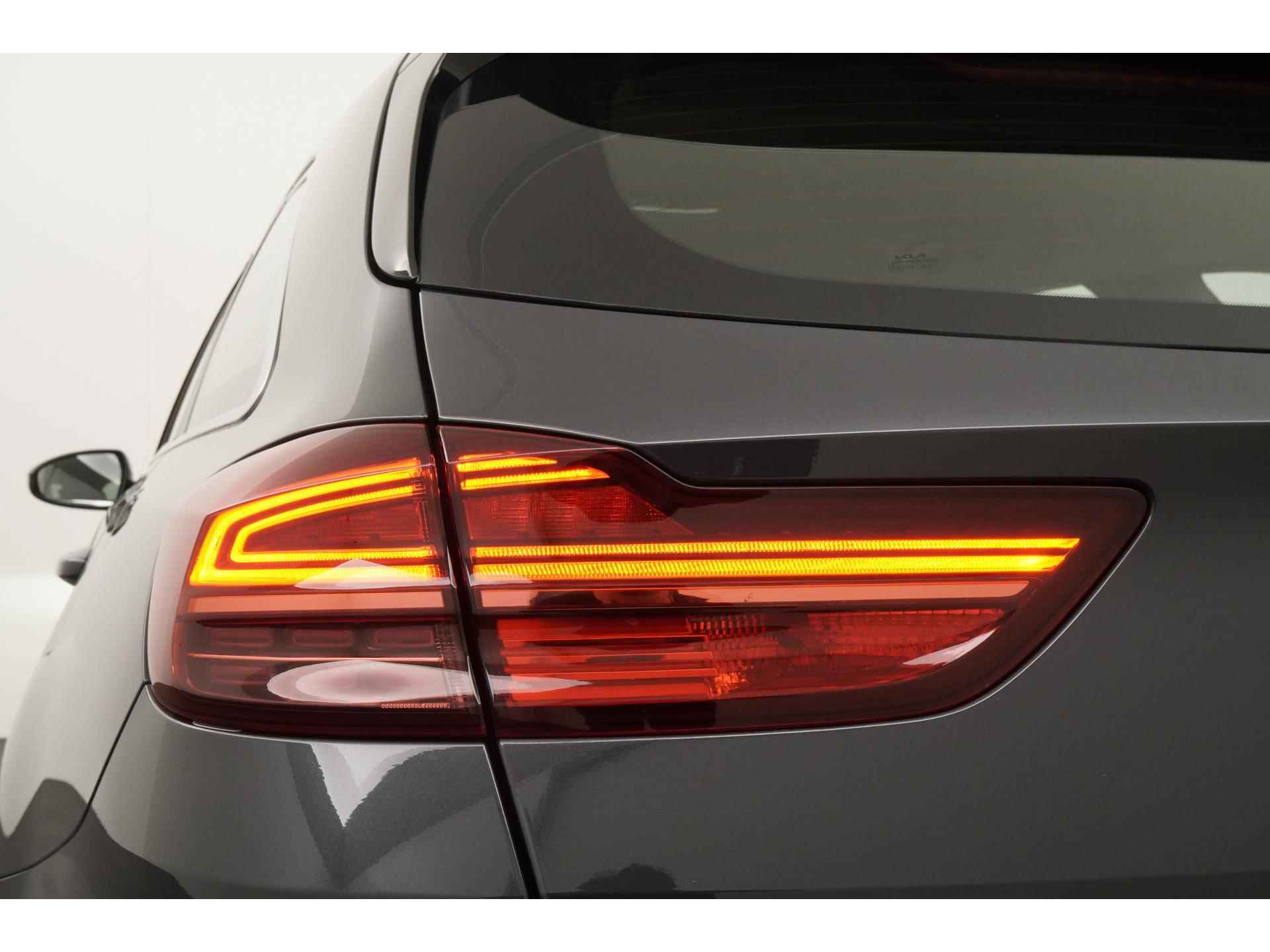 Kia Ceed Sportswagon 1.6 GDI PHEV Facelift | Navigatie | Plug-In | Zondag Open! - 24/48