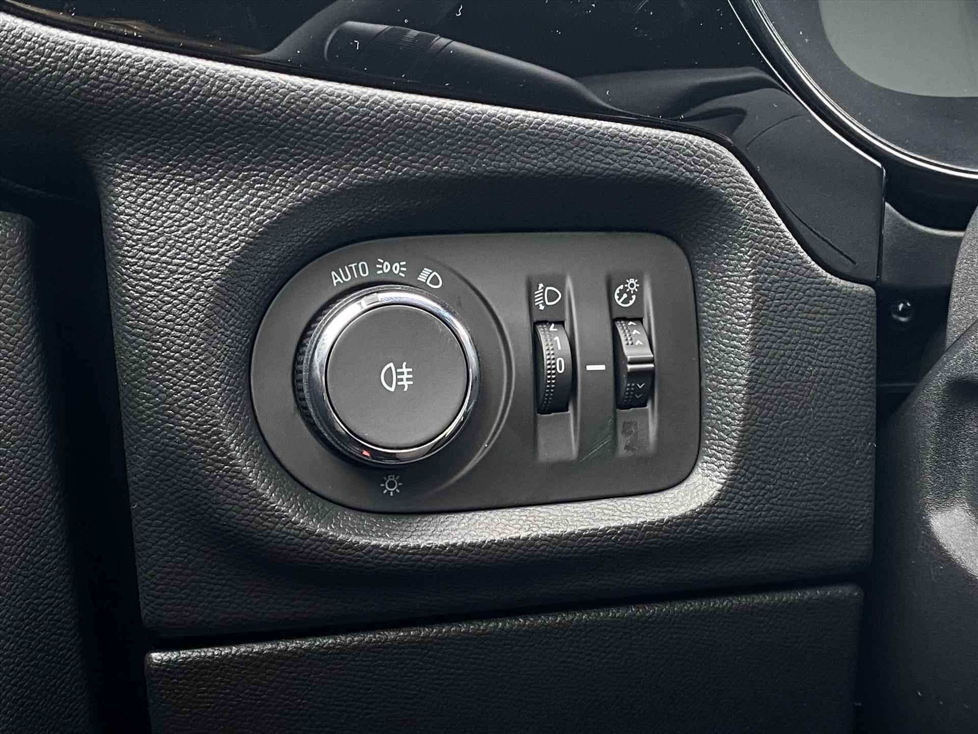 OPEL Corsa 1.2 Turbo Hybrid 100pk eDCT GS I Navigatie | Camera | CarPlay | Sensoren | Stuur & Stoelverwarming | - 28/38