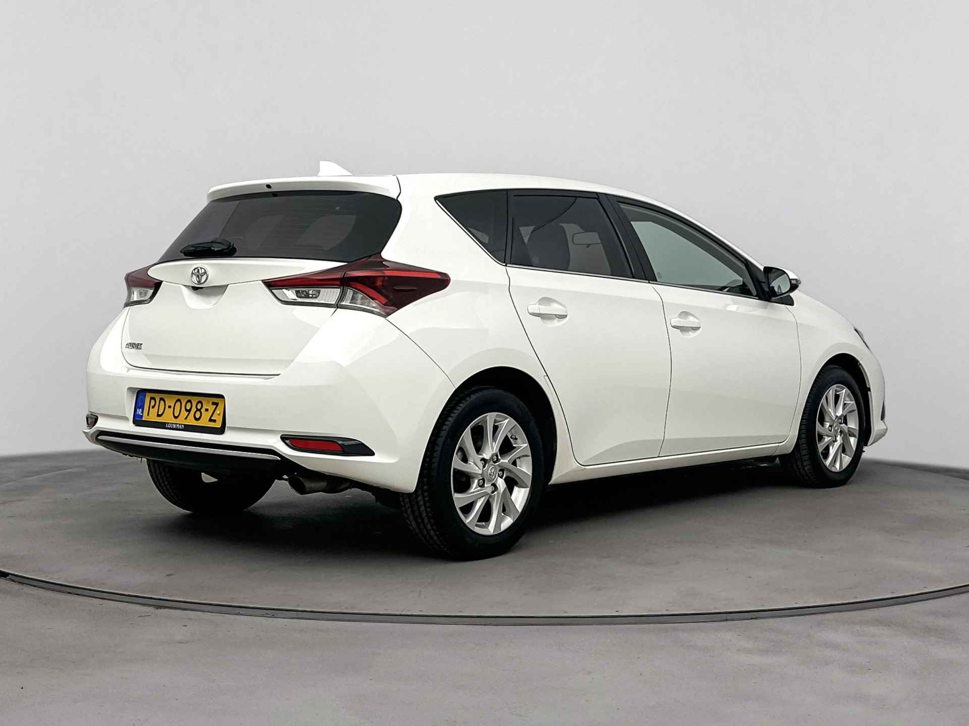 Toyota Auris 1.2 T Aspiration | Climate Control | DAB | LM Velgen | * - 3/39