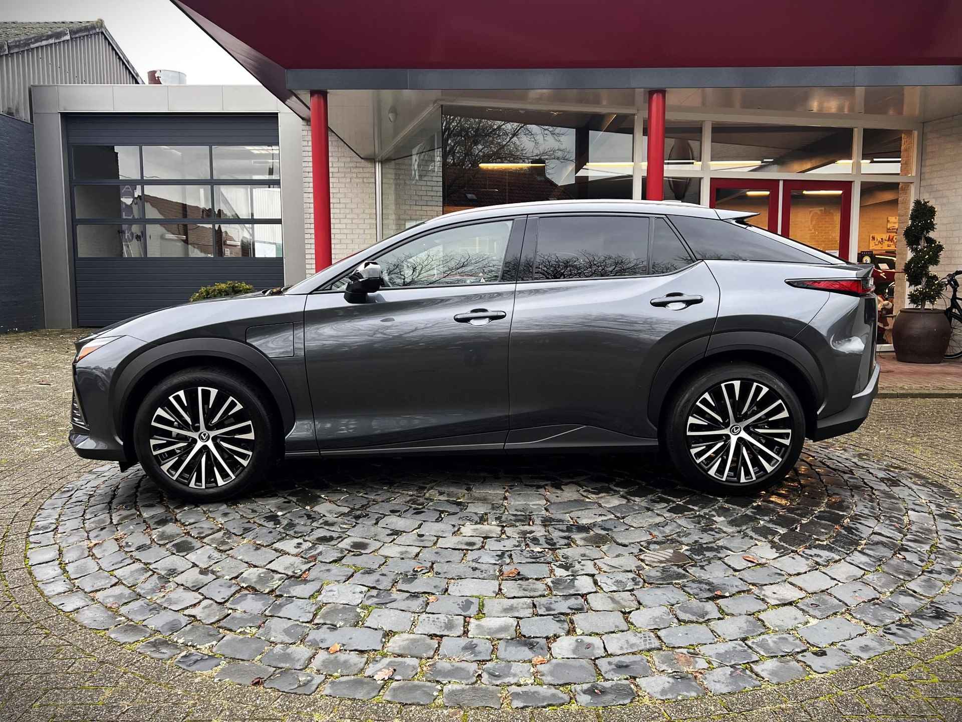 Lexus RZ 450e Executive Line 71 kWh Premium Pack | 20" LMV | Leder | Carplay | Adap.Cruise | All-in rijklaarprijs - 3/42