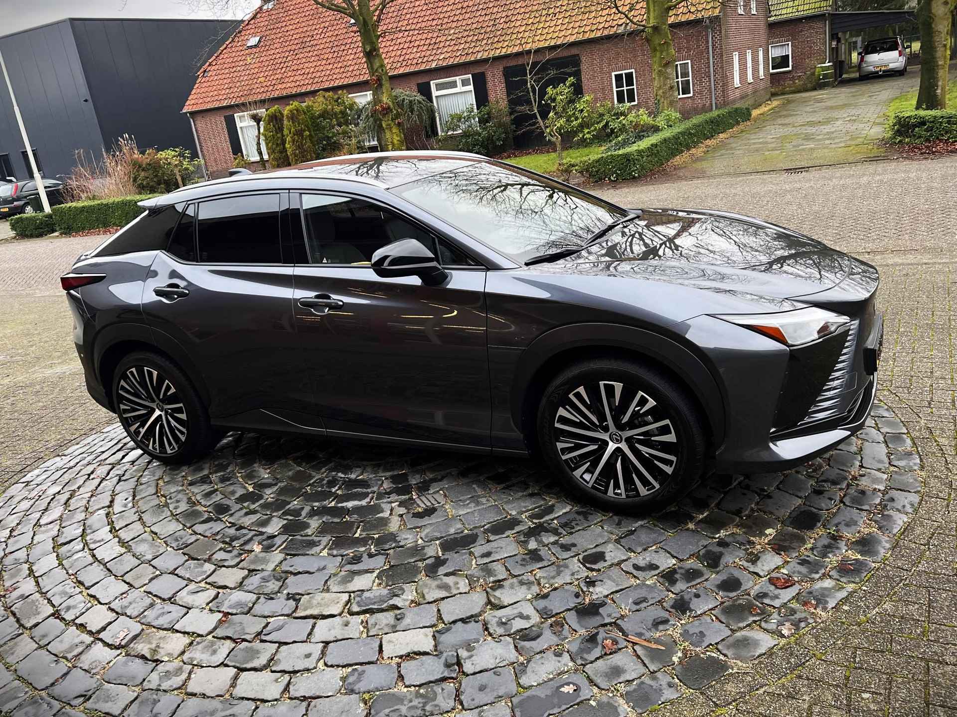 Lexus RZ 450e Executive Line 71 kWh Premium Pack | 20" LMV | Leder | Carplay | Adap.Cruise | All-in rijklaarprijs - 32/42