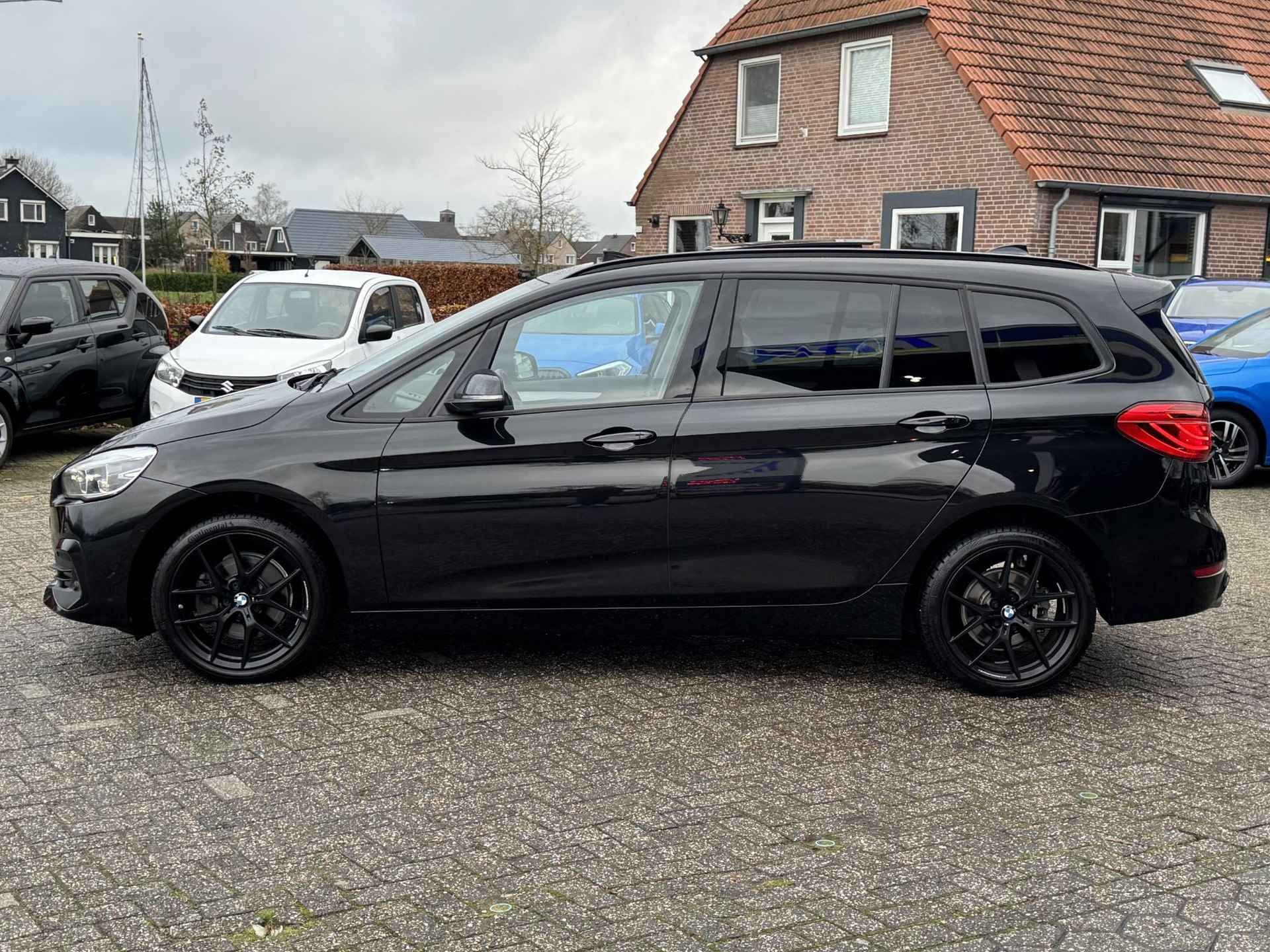 BMW 2-serie Gran Tourer 218i 7p. High Executive PANO | NAVI | KLIMA | CAMERA | BOVAG!! - 3/30