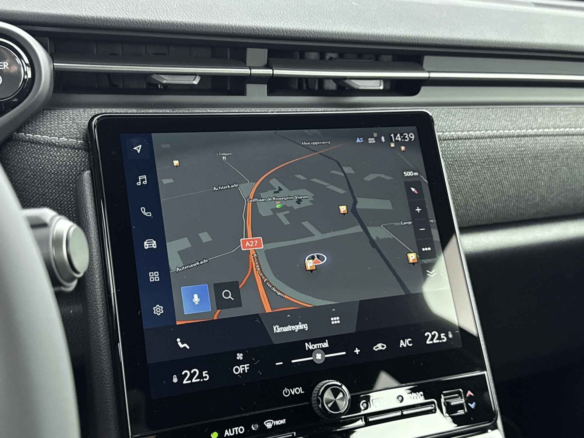 Lexus LBX 2WD | Connected Services | Parkeercamera | Apple CarPlay / Android Auto | - 8/41