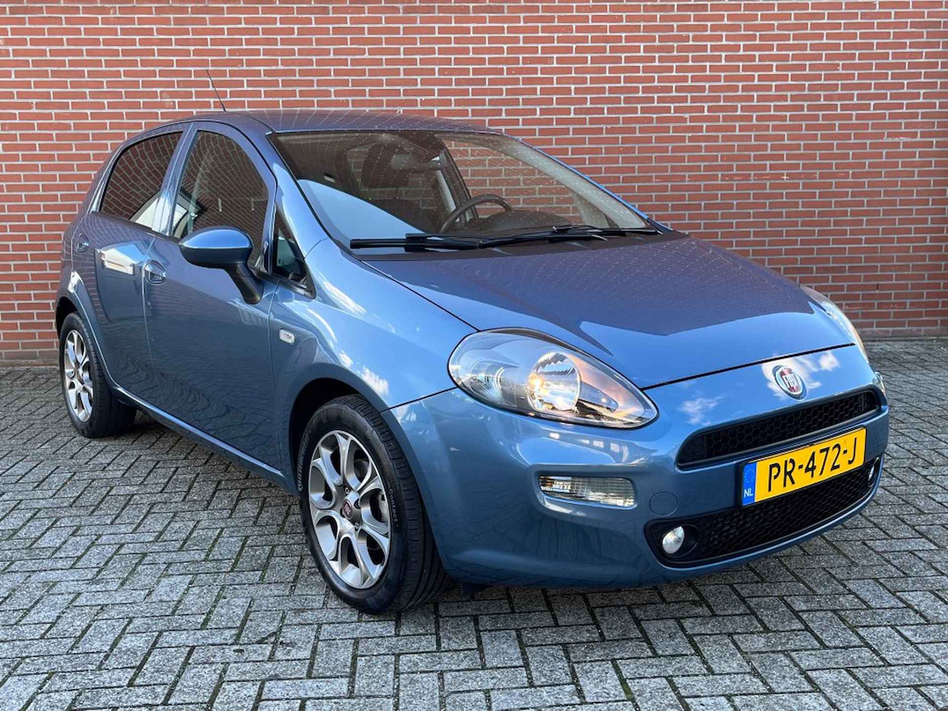 FIAT Punto 0.9 TA SEMPRE / NAVI / CLIMA / CRUISE / PDC - 23/24