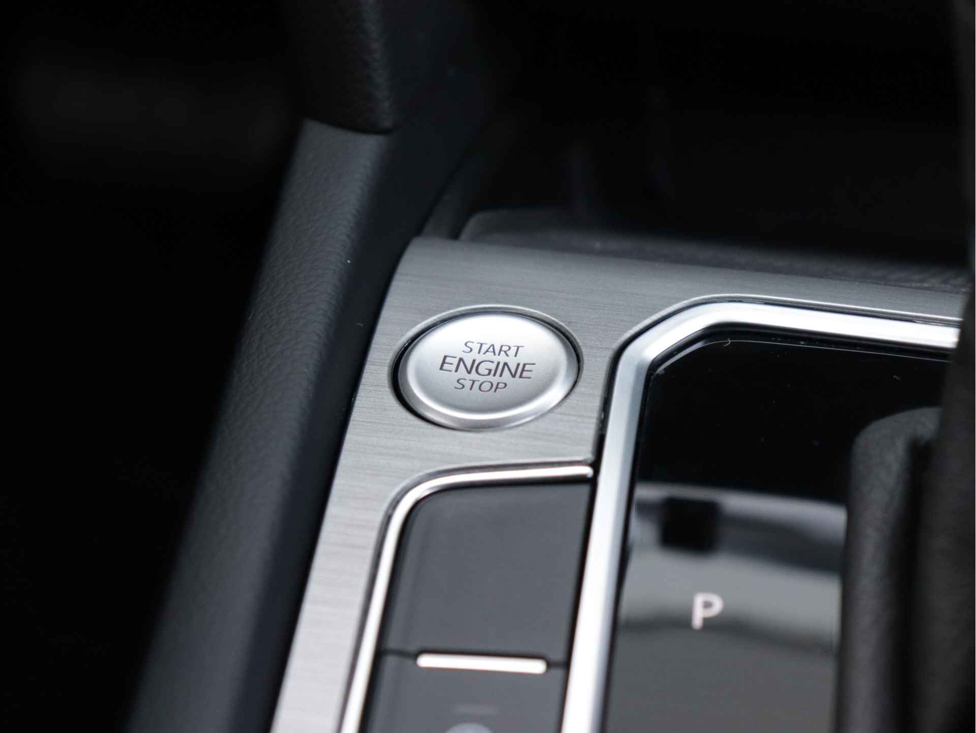 Volkswagen Passat Variant 1.5 TSI Business 150pk Automaat | Navigatie | Stoelverwarming | Adaptive Cruise | Climate Control | Getint Glas | - 20/45