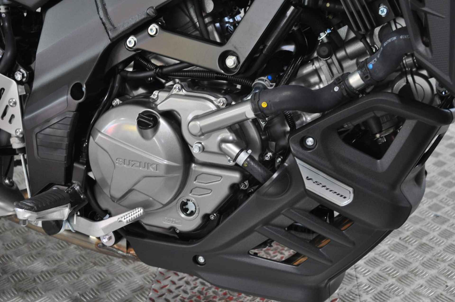 SUZUKI Dl 650 Xt   Abs V-STROM - 12/19