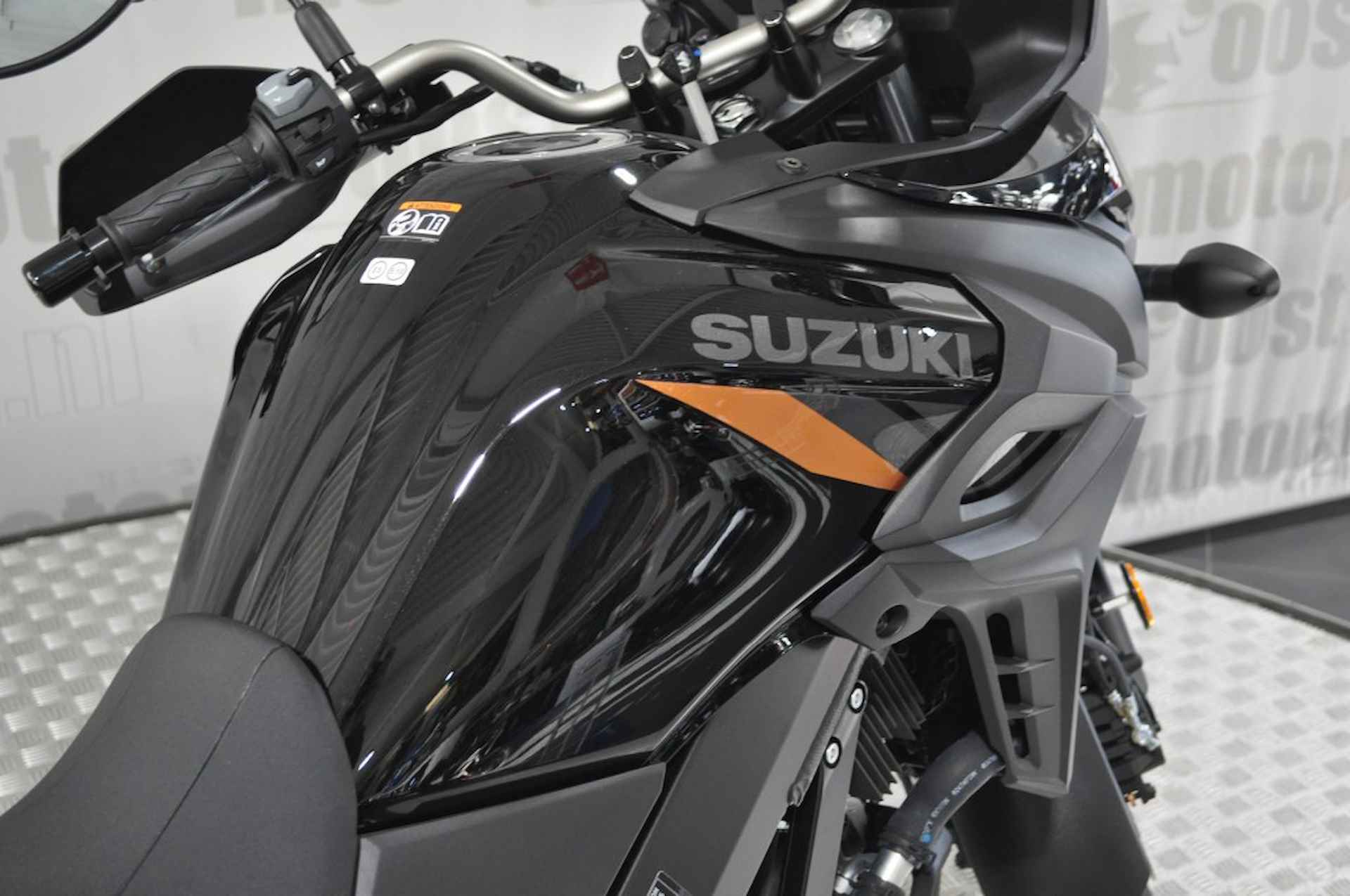 SUZUKI Dl 650 Xt   Abs V-STROM - 15/19