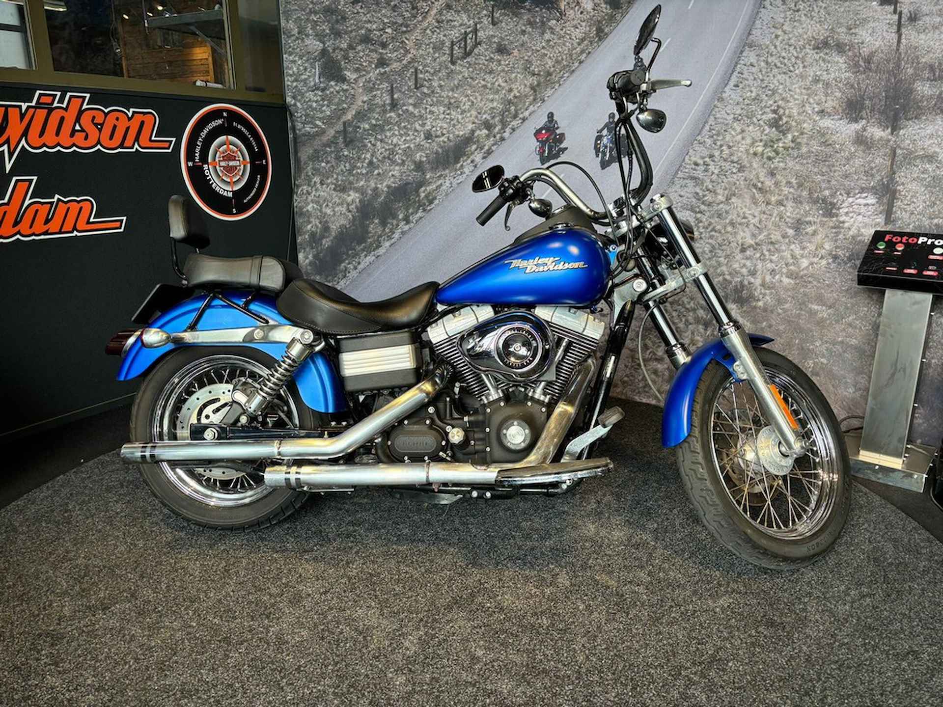 Harley-Davidson FXDB DYNA STREET BOB - 2/5