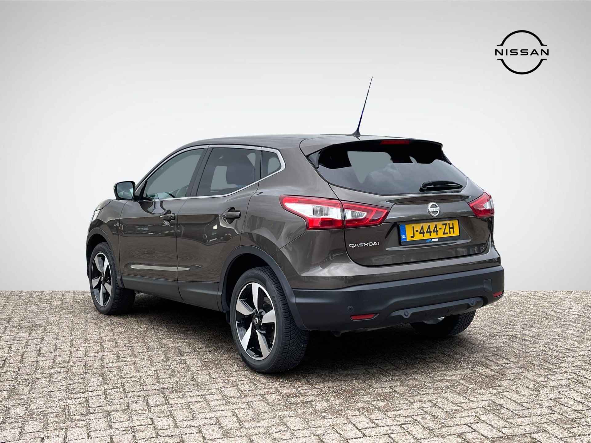 Nissan Qashqai 1.2 N-Connecta | Navigatie | 360° Camera | Stoelverwarming | Keyless Entry | Cruise & Climate Control | Rijklaarprijs! - 6/25