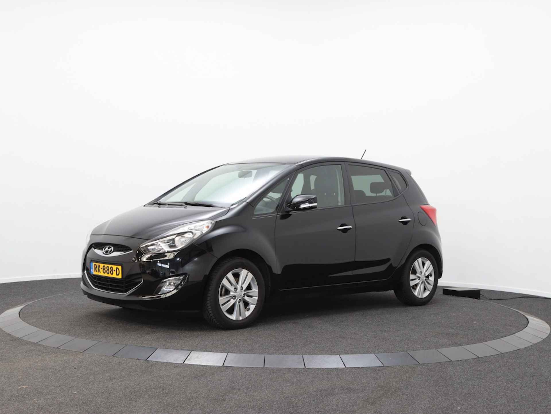 Hyundai ix20 1.4i i-Drive | Navigatie | Cruise Control | Leder | - 12/45