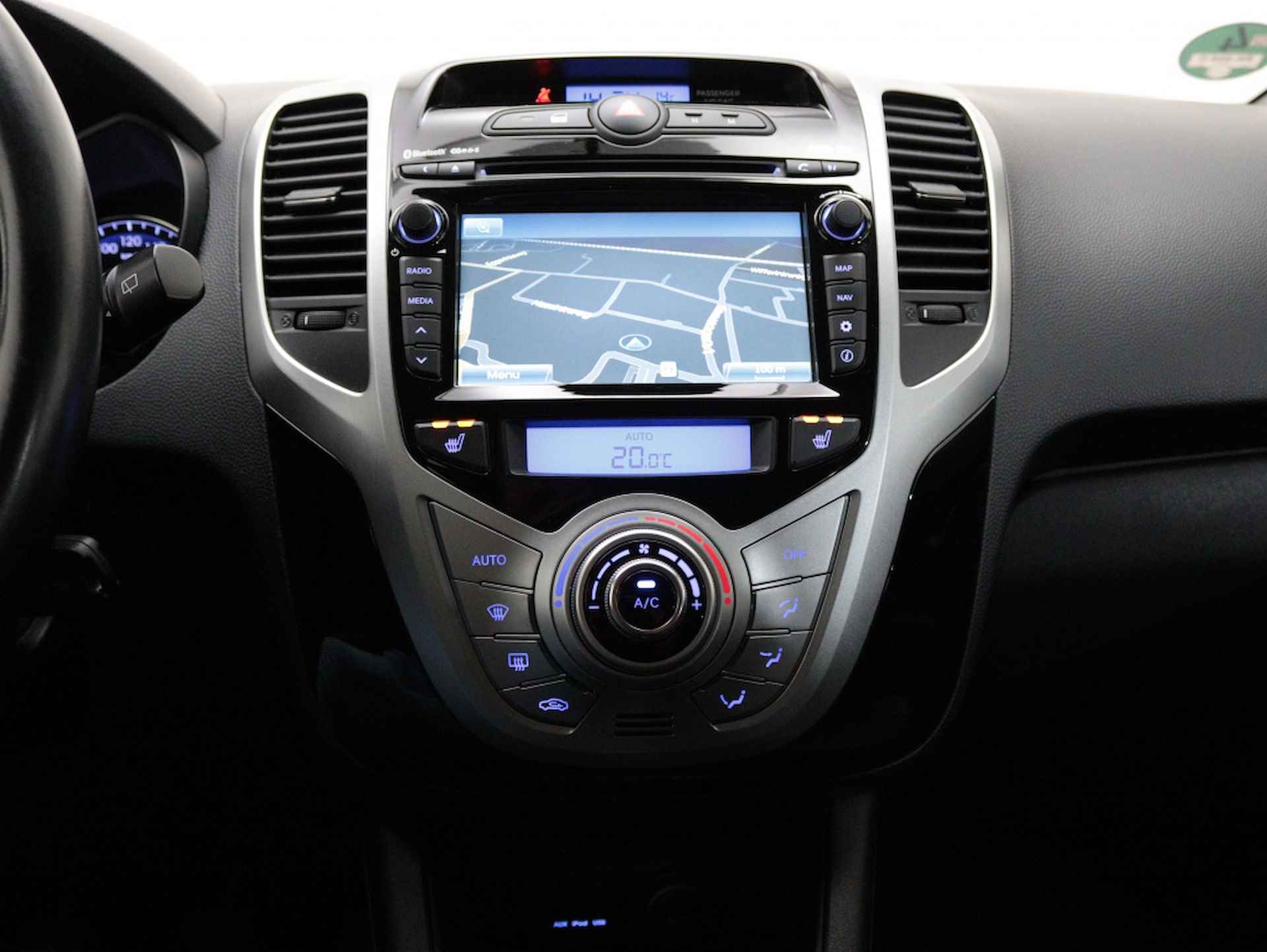 Hyundai ix20 1.4i i-Drive | Navigatie | Cruise Control | Leder | - 35/45