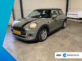 MINI Mini 1.5 One Salt | 1e eigenaar | Airco | Navigatie | Stoelverwarming | Cruise Control | Parkeersensoren