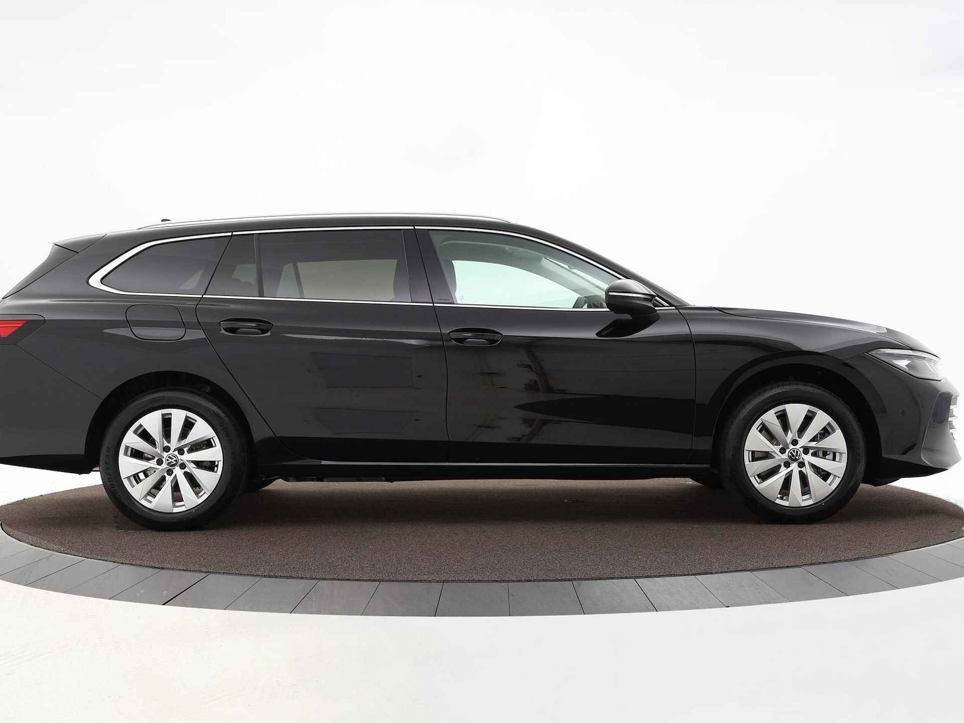 Volkswagen Passat Variant Business 1.5 eHybrid 204 pk 6 versn. DSG · Comfort pakket · Design pakket · Trekhaak incl. trailer assist · Incl. inruilvoordeel - 33/52