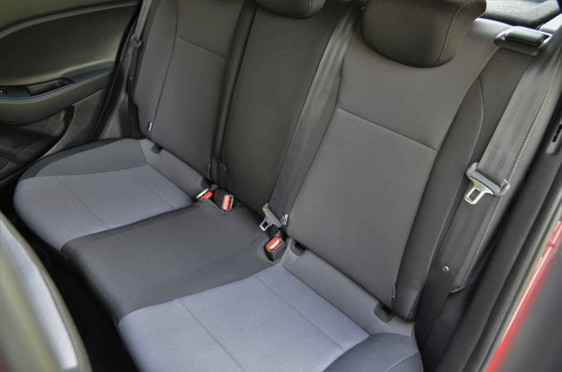 Hyundai I20 1.0 T-GDI Comfort / Apple Carplay / Nav. / PDC / Camera / NL auto - 23/28
