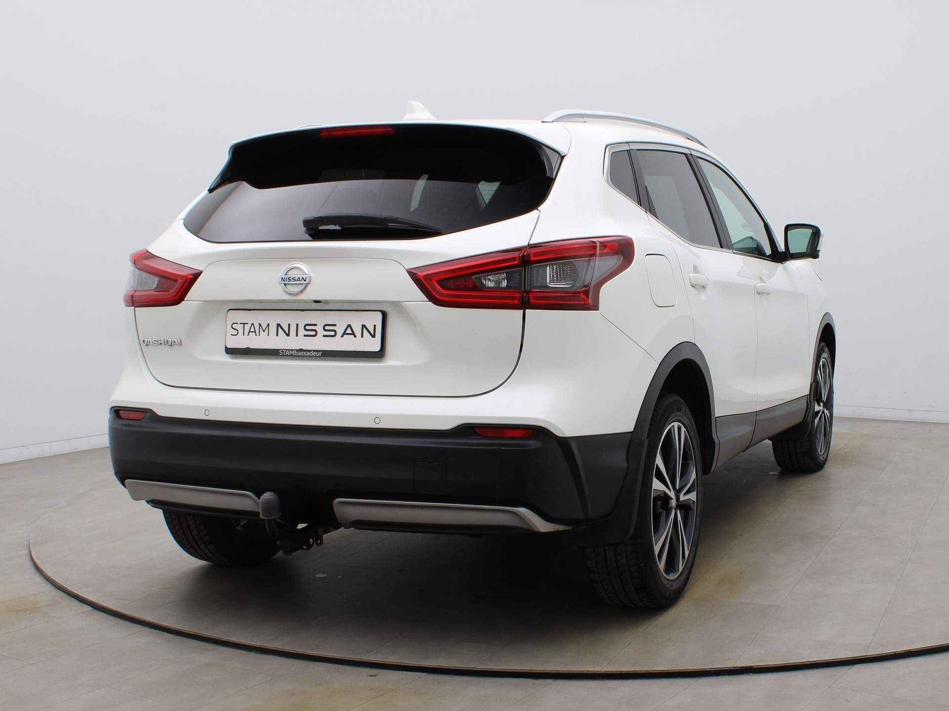 Nissan QASHQAI 164pk N-Connecta 360° Camera | Climate | Navi | Parksens. | Trekhaak - 18/35