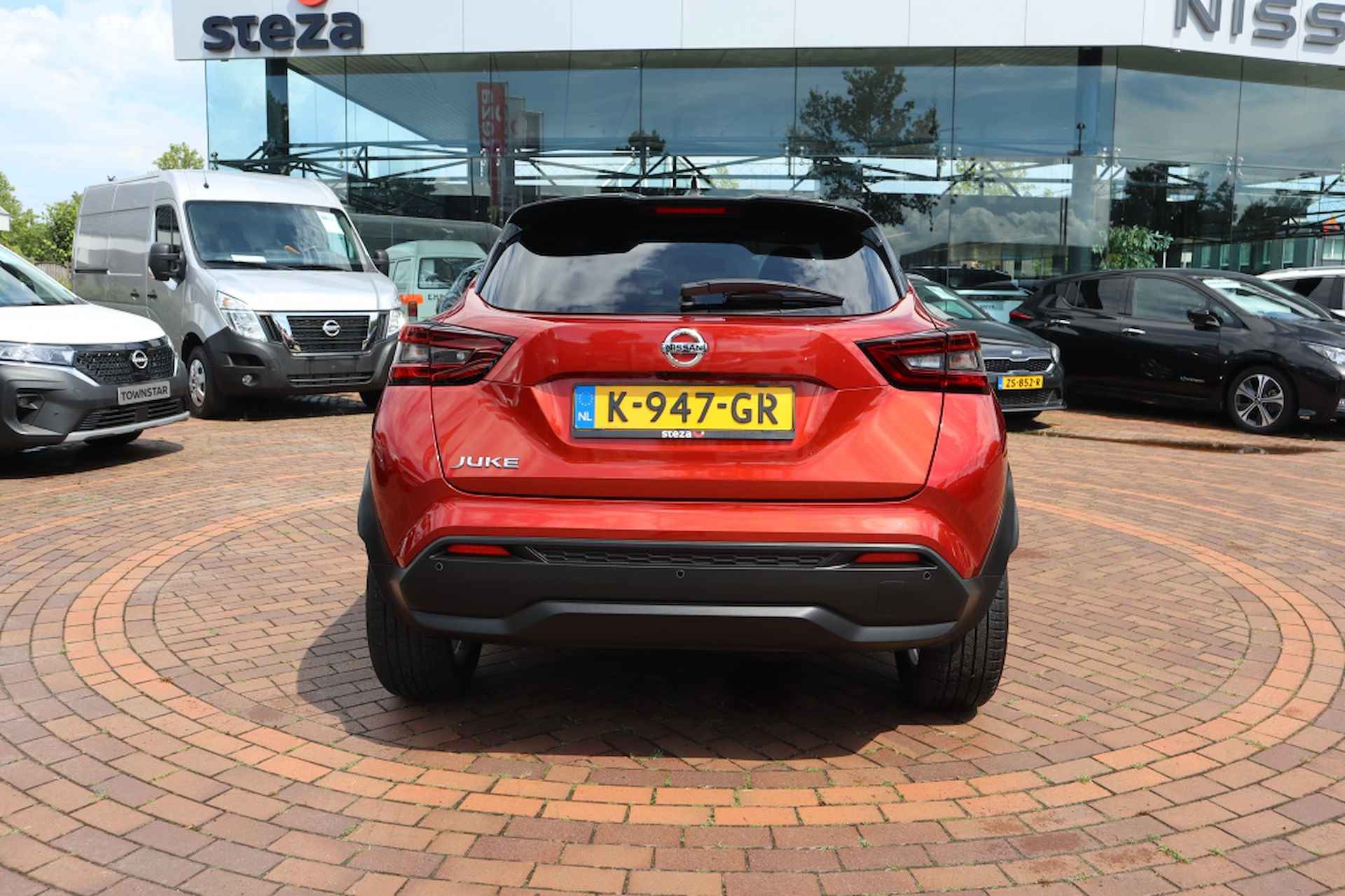 Nissan Juke 1.0 DIG-T N-Connecta / NAVI / CAMERA / KEYLESS ENTRY - 12/32