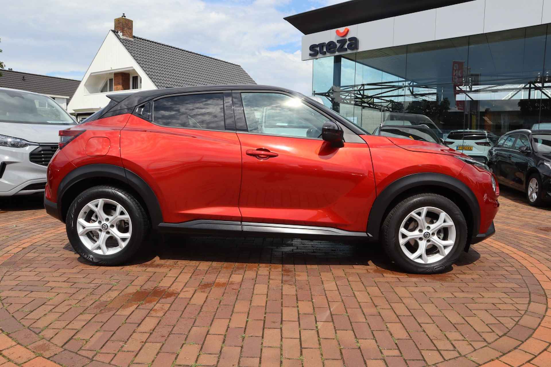 Nissan Juke 1.0 DIG-T N-Connecta / NAVI / CAMERA / KEYLESS ENTRY - 13/32