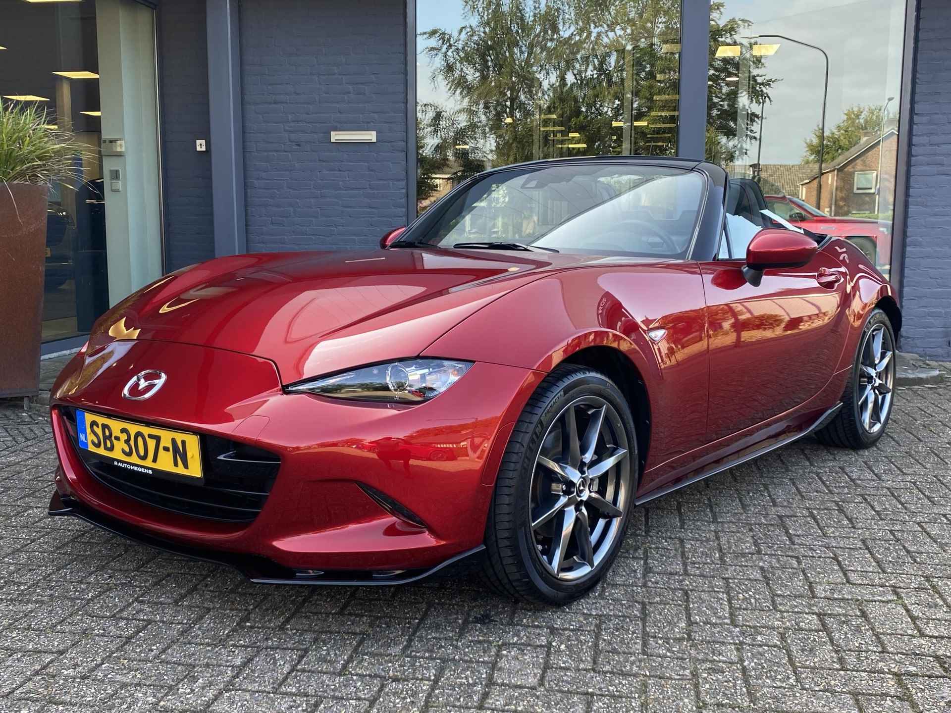 Mazda MX-5 2.0 SkyActiv-G 160 GT-M - 3/35