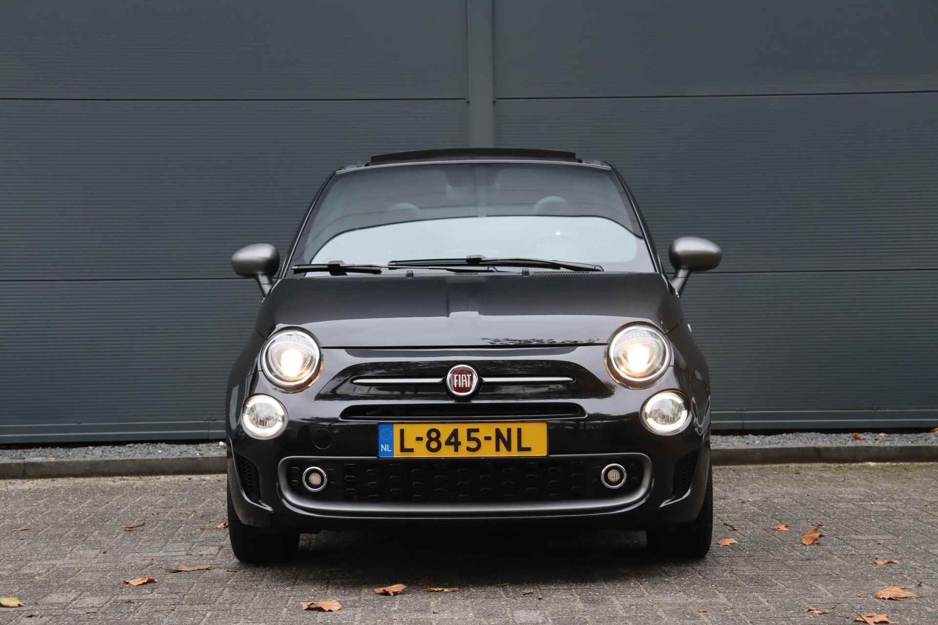 Fiat 500 C 1.0 Hybrid Sport Cabrio / Carplay / Digital dash / Clima - 2/35