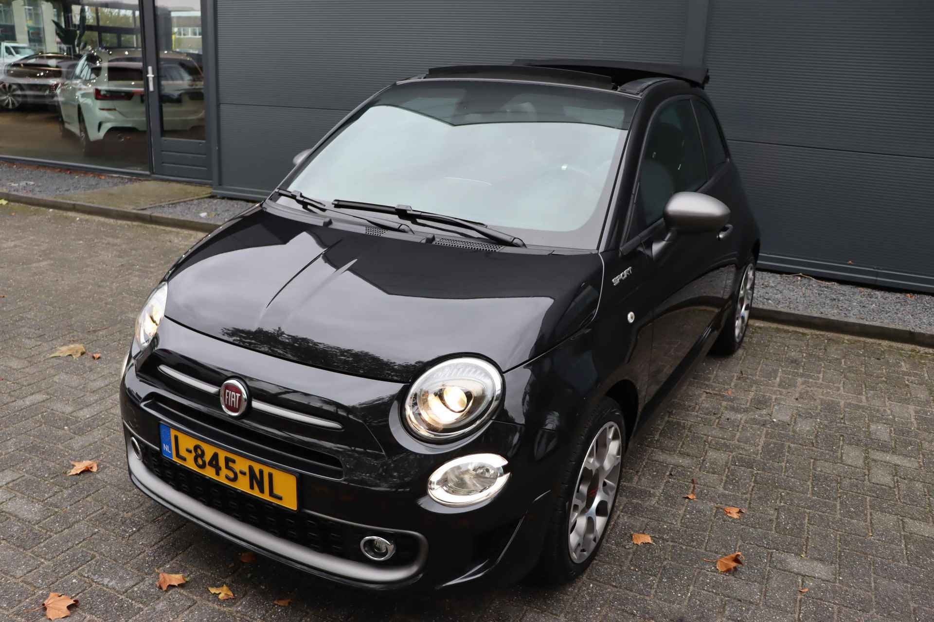 Fiat 500 C 1.0 Hybrid Sport Cabrio / Carplay / Digital dash / Clima - 28/35