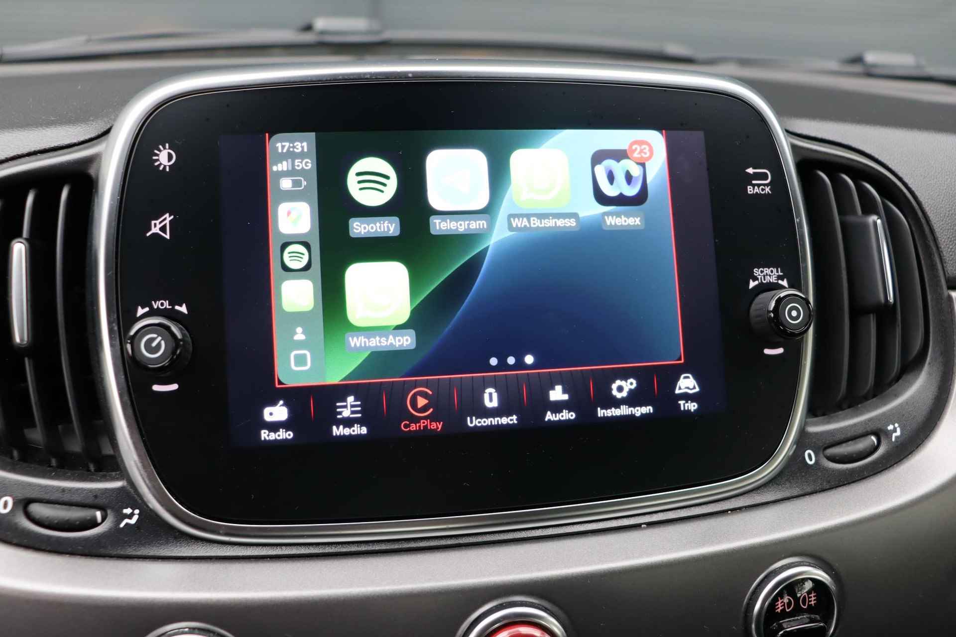 Fiat 500 C 1.0 Hybrid Sport Cabrio / Carplay / Digital dash / Clima - 20/35