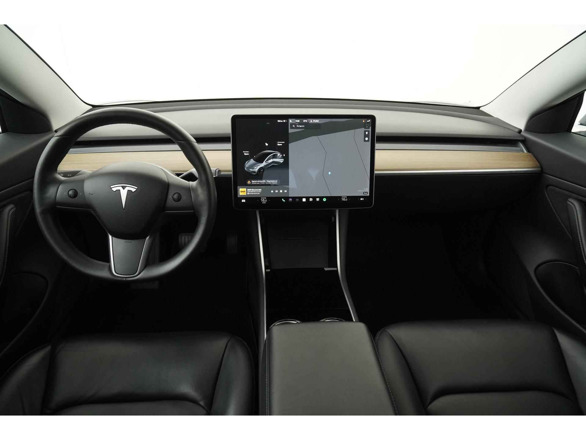 Tesla Model 3 Standard RWD Plus | Panoramadak | Zondag Open! - 5/47