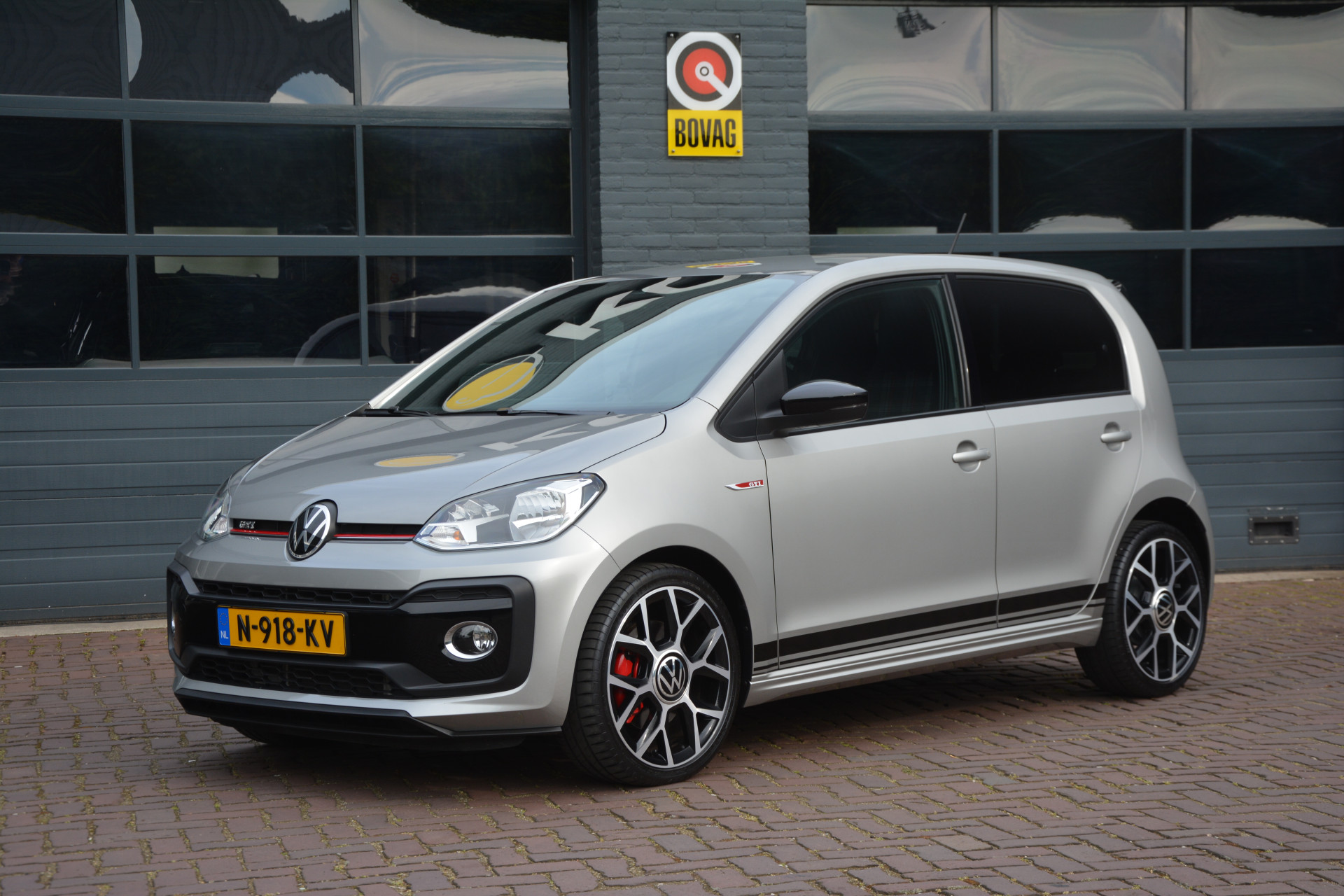 Volkswagen up! 1.0 TSI GTI